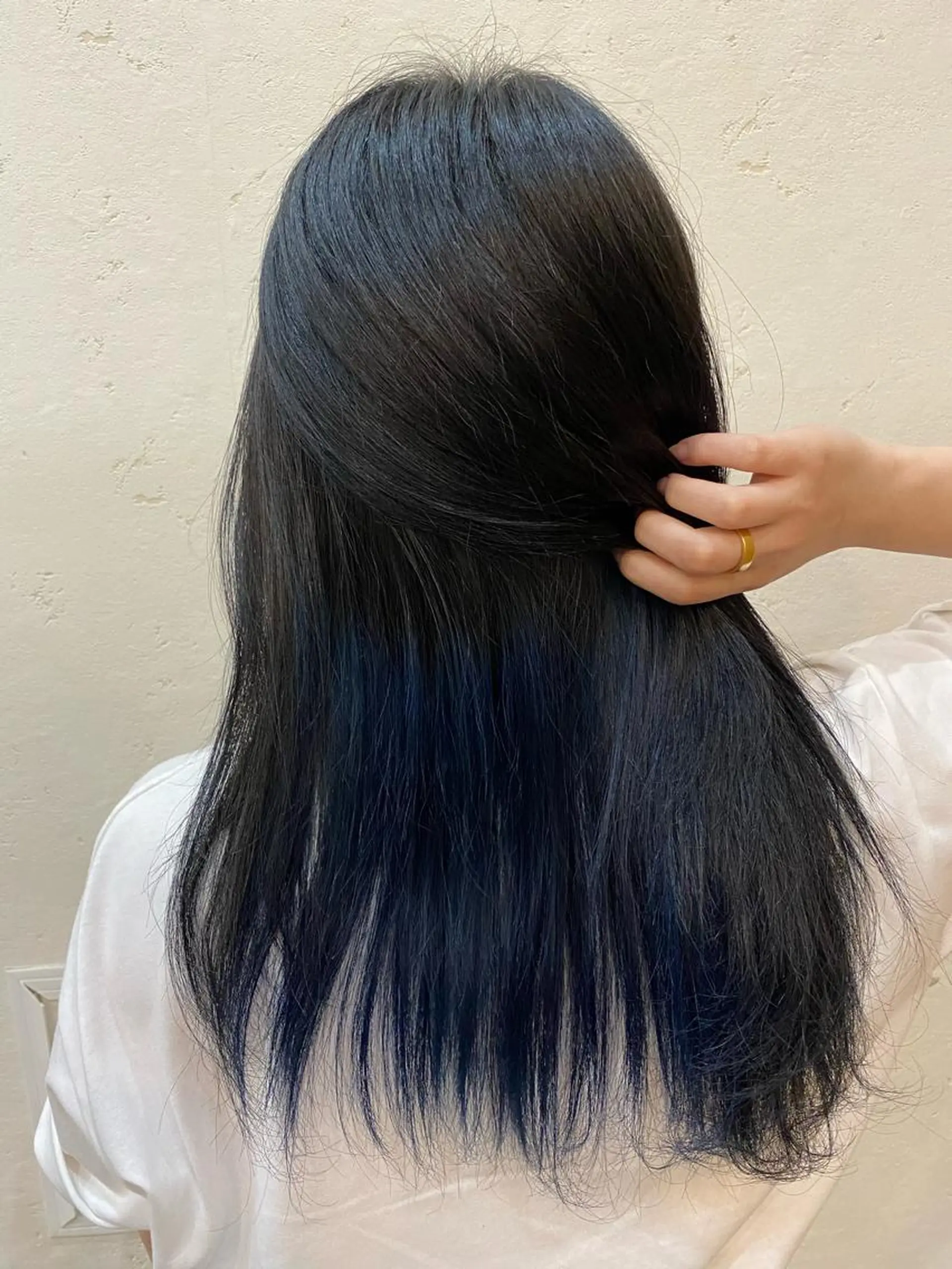 ロング カラー 黒髪 ブルーカラー ブルーブラック ヘアカラー トリートメント 🟢NEGi🟣 🫧髪質改善のヘアスタイル