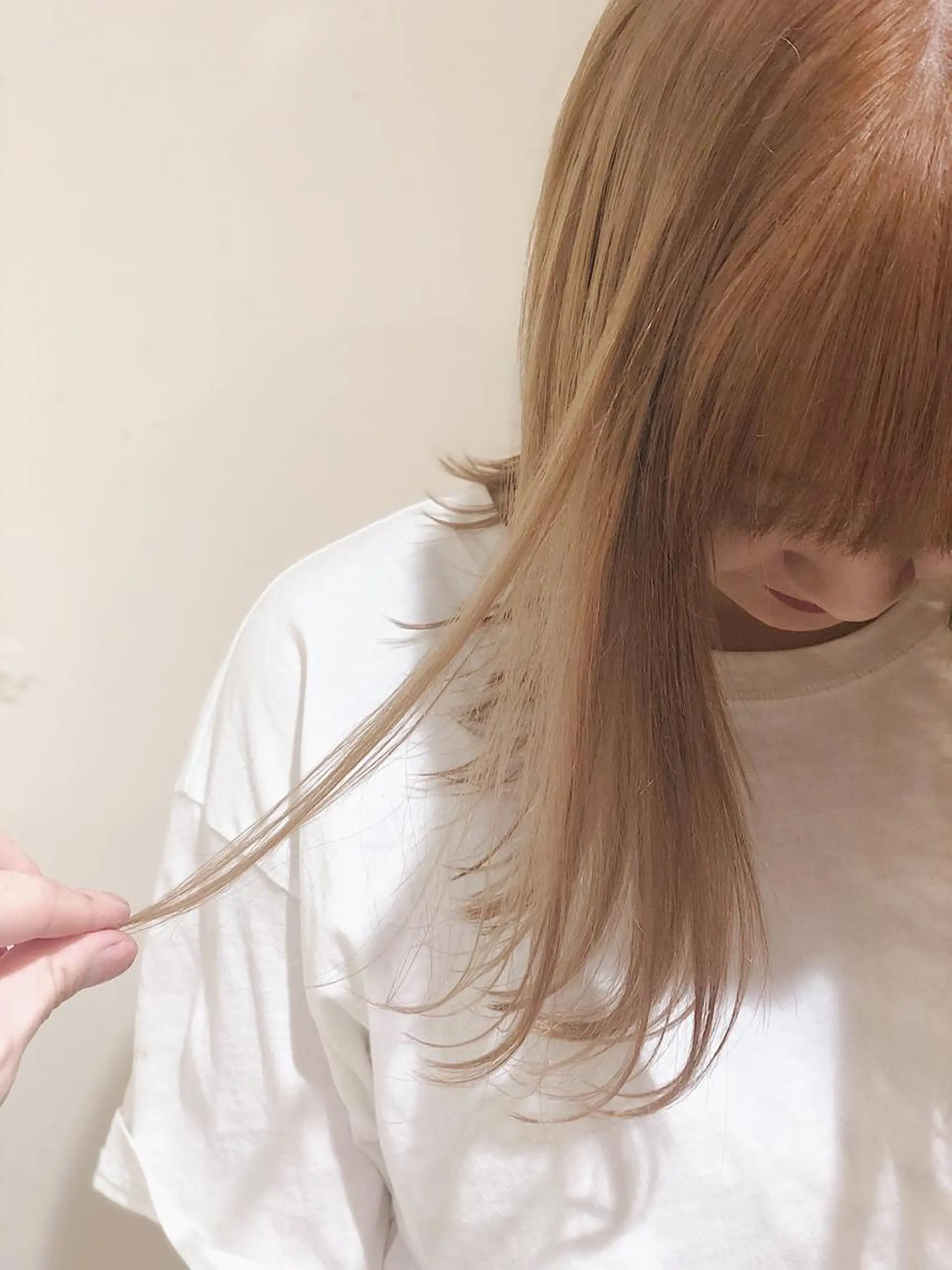 ミディアム カラー パーマ ヘアアレンジ バレイヤージュ ベージュカラー ブリーチ 透明感カラー グラデーションカラー カット ヘアカラー トリートメント 【ツヤ髪美容師】 ツダケイスケのヘアスタイル