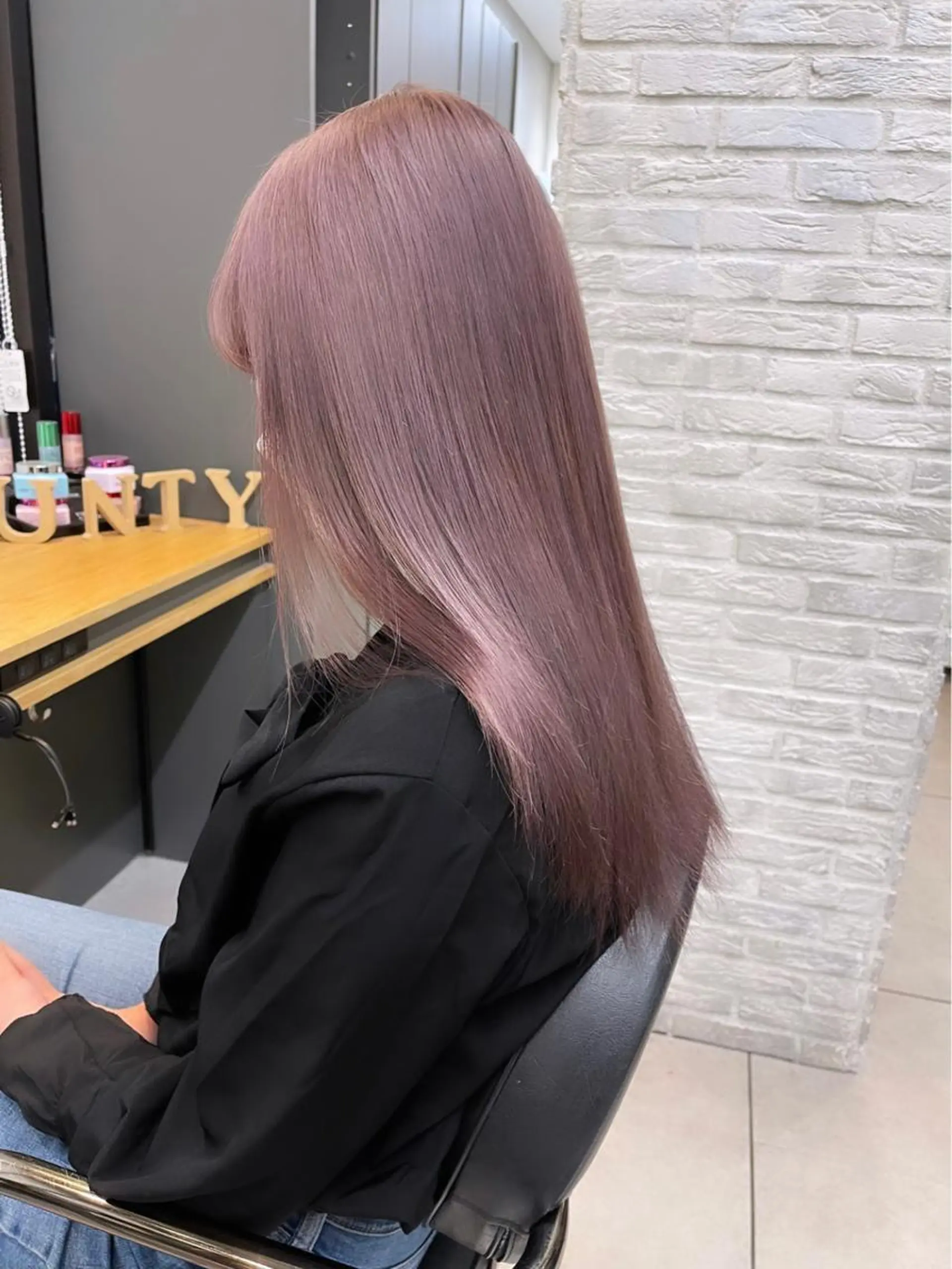 ロング カラー ヘアカラー トリートメント t.a.g所属・おしゃかわ韓国ヘア× ハイトーンRyukiのヘアスタイル