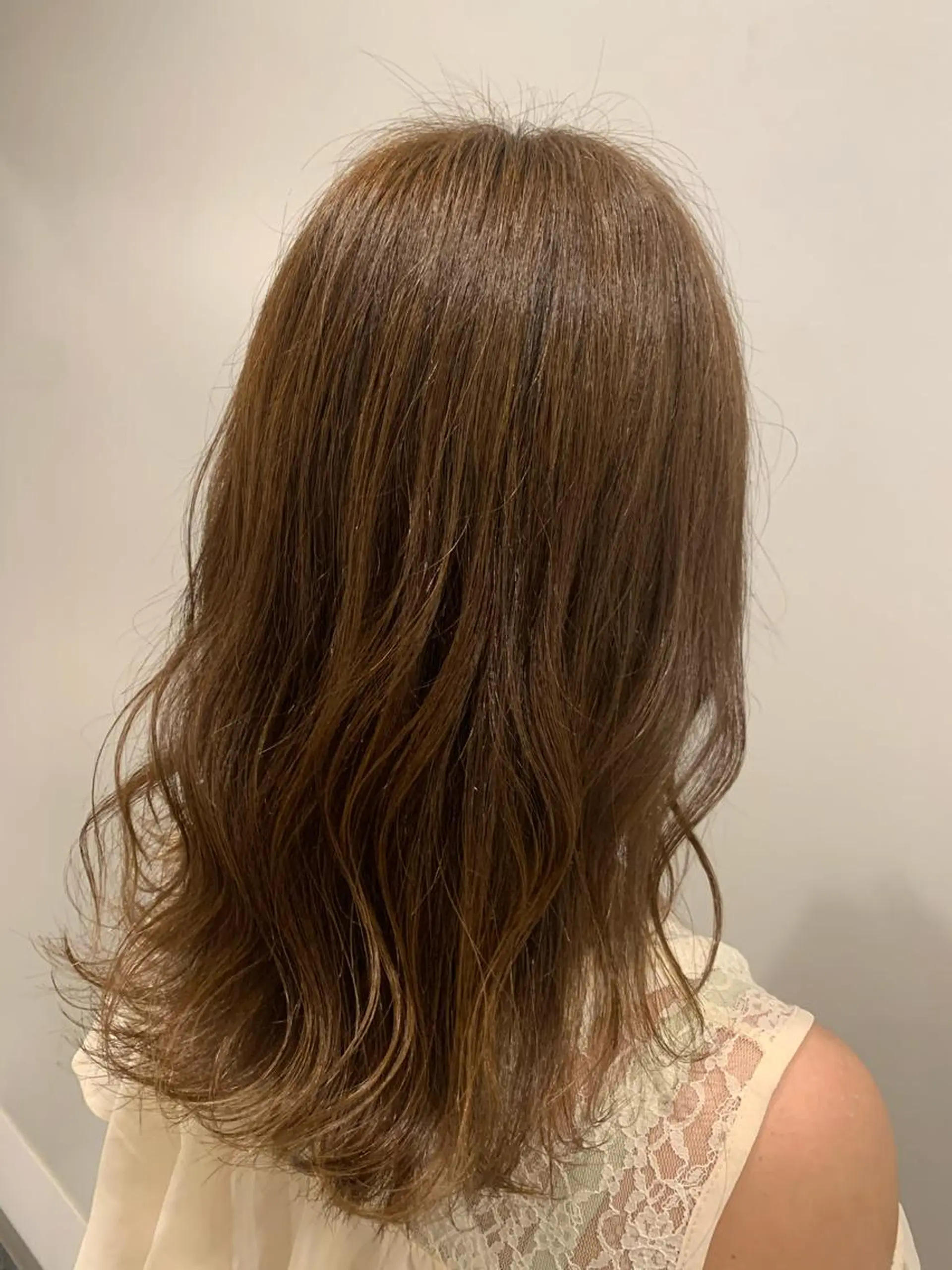 セミロング ヘアカラー 🍓 JURiA 🍓のヘアスタイル
