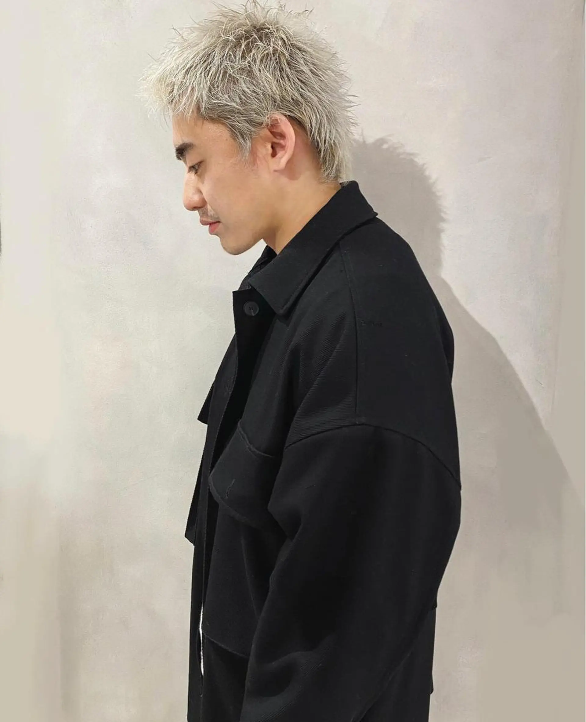 ショート カラー ヘアアレンジ メンズ メンズショート ブロンド ホワイトブロンド ショートヘア 【姫カット】 ナカムラコウキのヘアスタイル