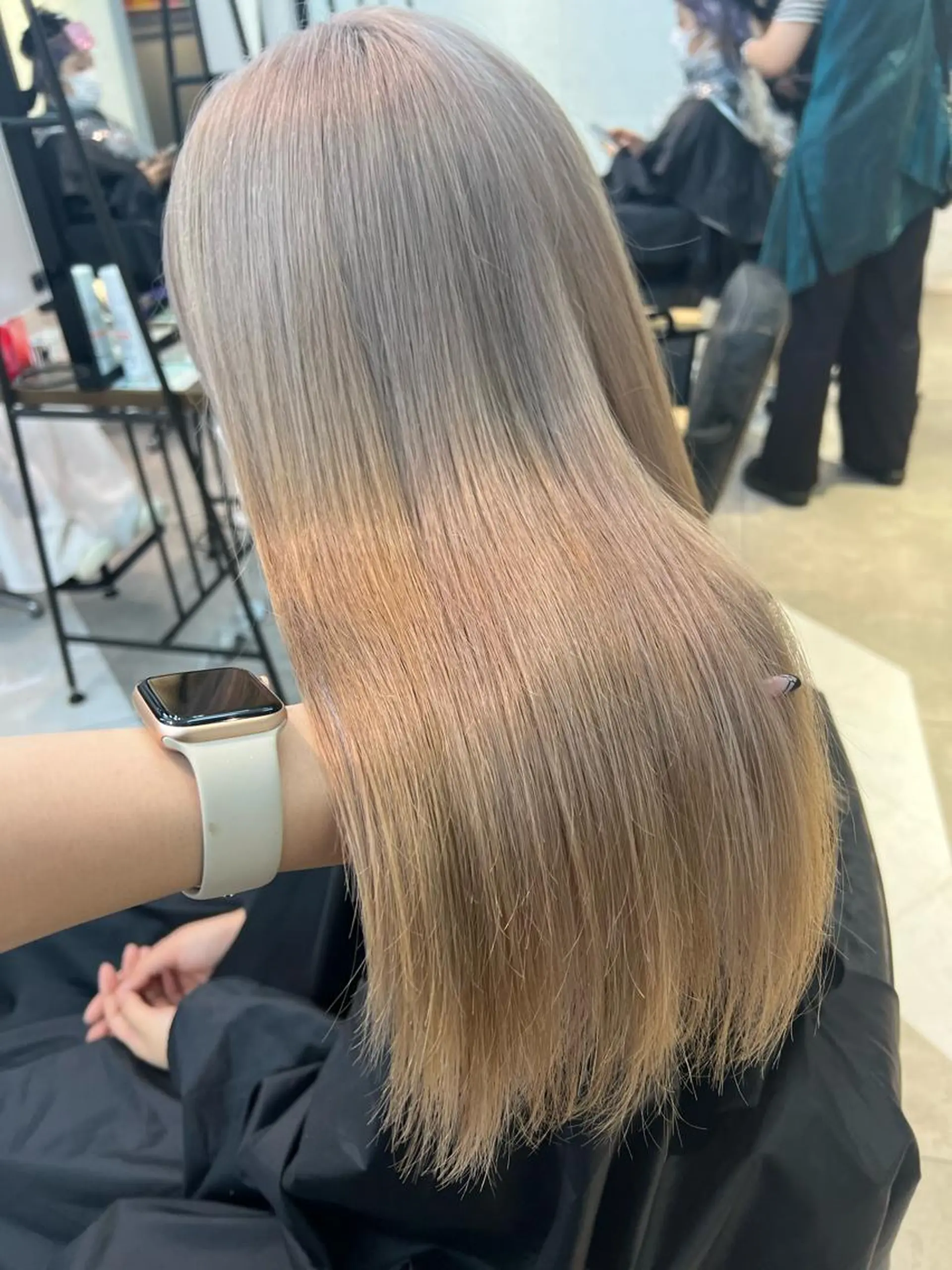 ロング カラー 顔周りカット/透明感 カラー✂️MEIのヘアスタイル