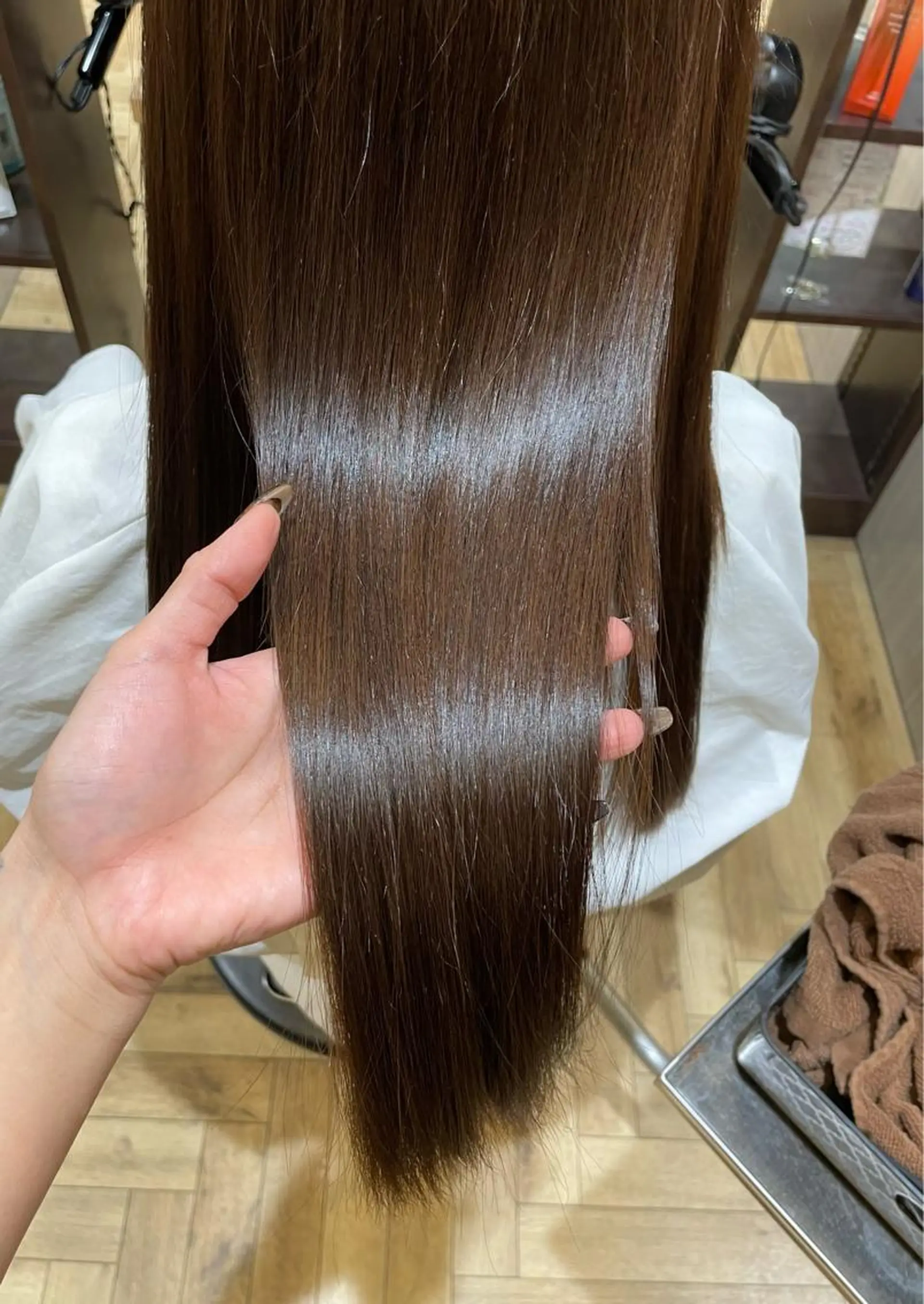 ロング トリートメント 岡村 真子のヘアスタイル