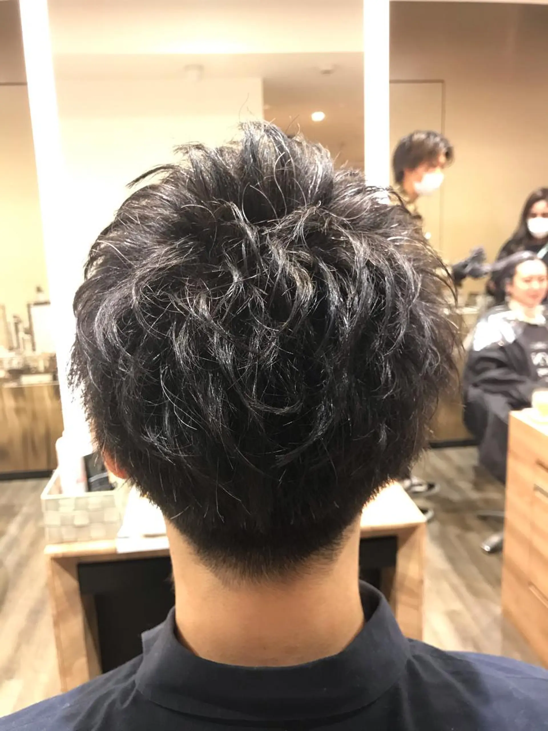 ショート メンズ 刈り上げ 12月限定クーポン 💕大量更新ブリーチのヘアスタイル