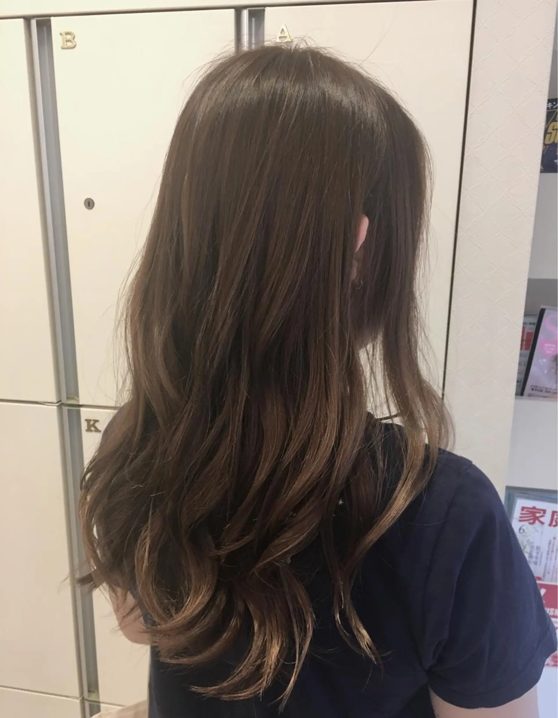 ロング カラー グレージュ カット 縮毛矯正 髪質改善/美髪矯正 マネージャー福永のヘアスタイル