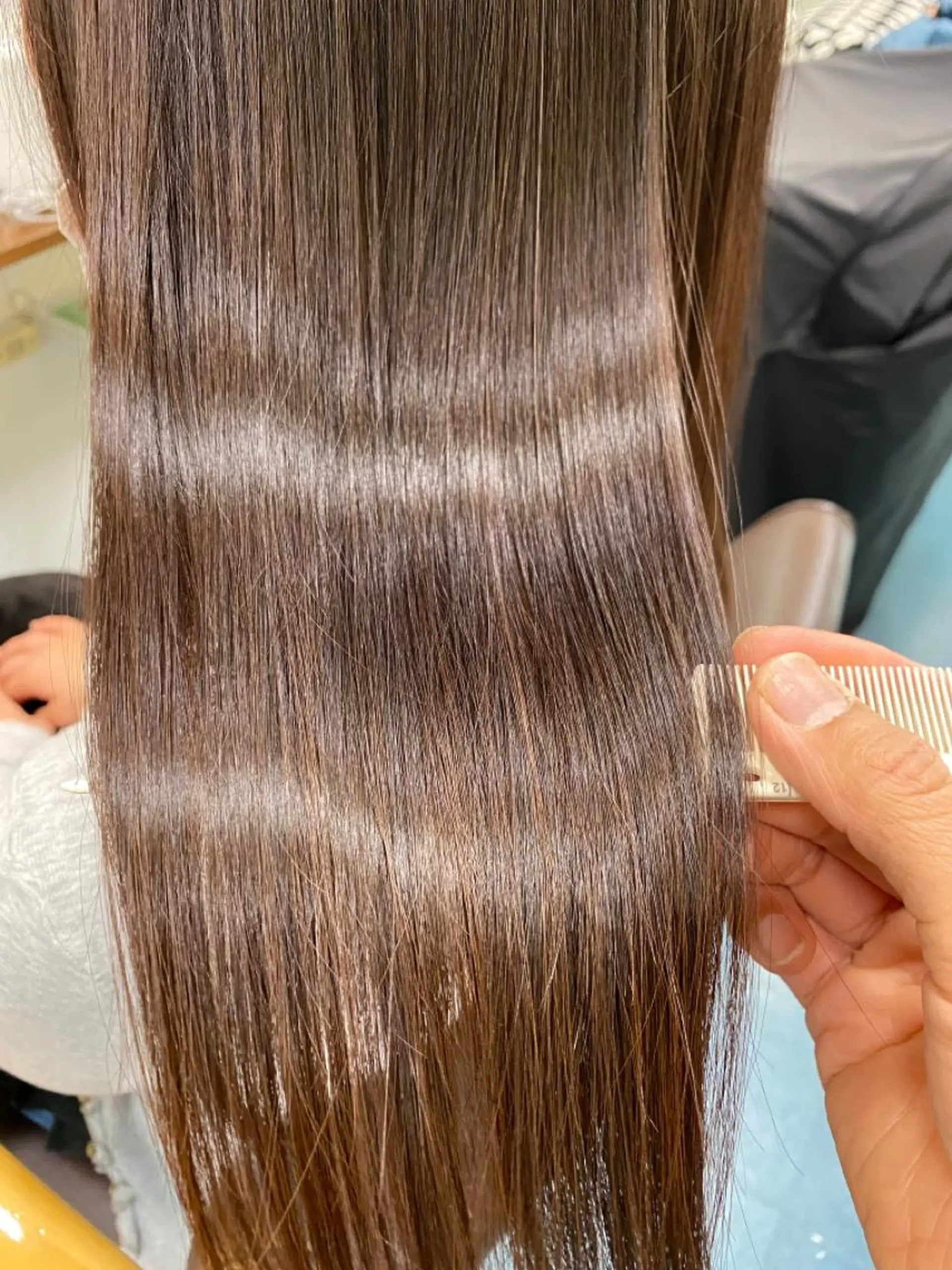 セミロング カラー 髪質改善 トリートメント カット ヘアカラー トリートメント 【髪質改善】に特化 オリーブオイルクラブのヘアスタイル