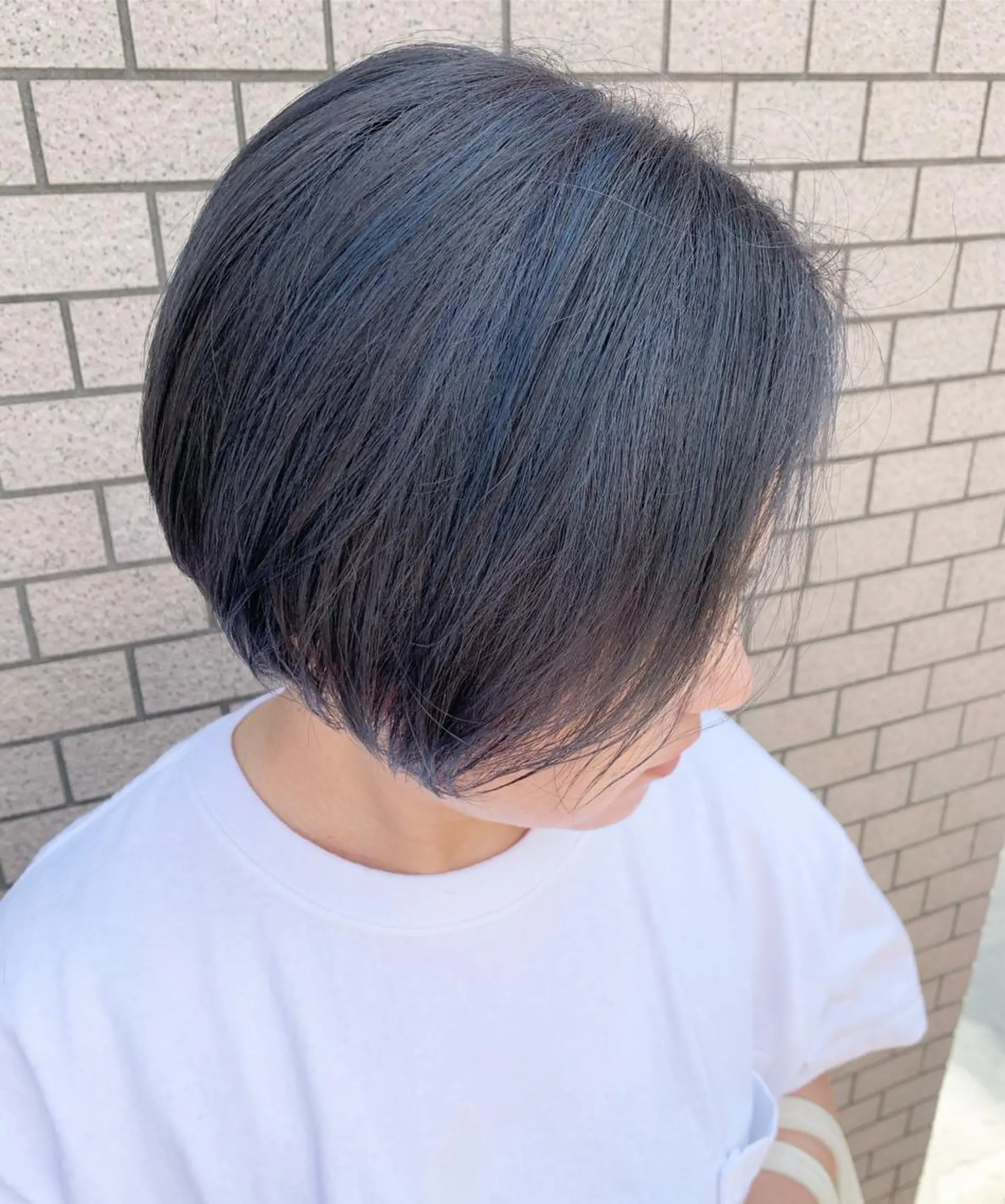 ショート 透明感ハイライト◎ 伊藤夏海のヘアスタイル