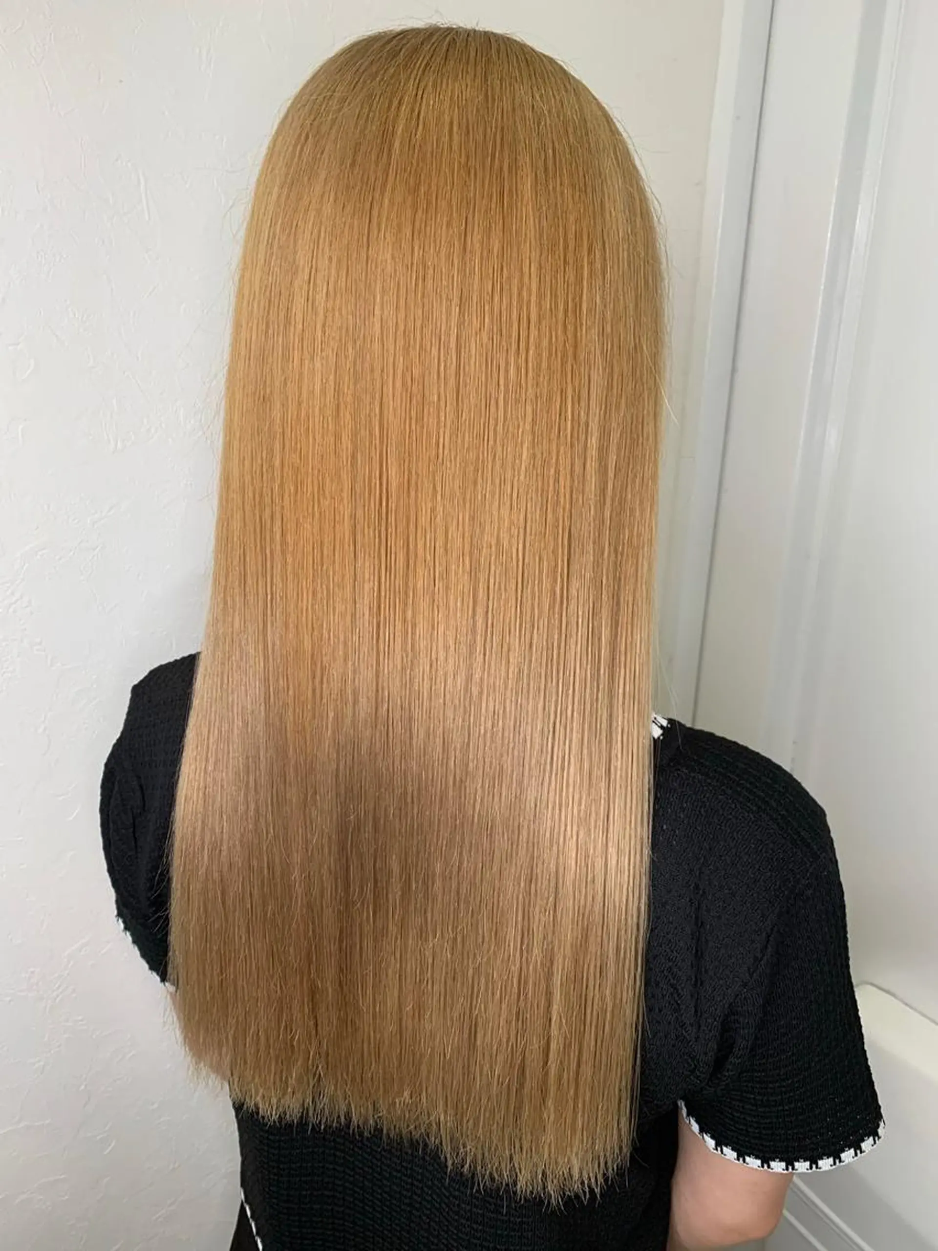 ロング 上山 菜緒のヘアスタイル