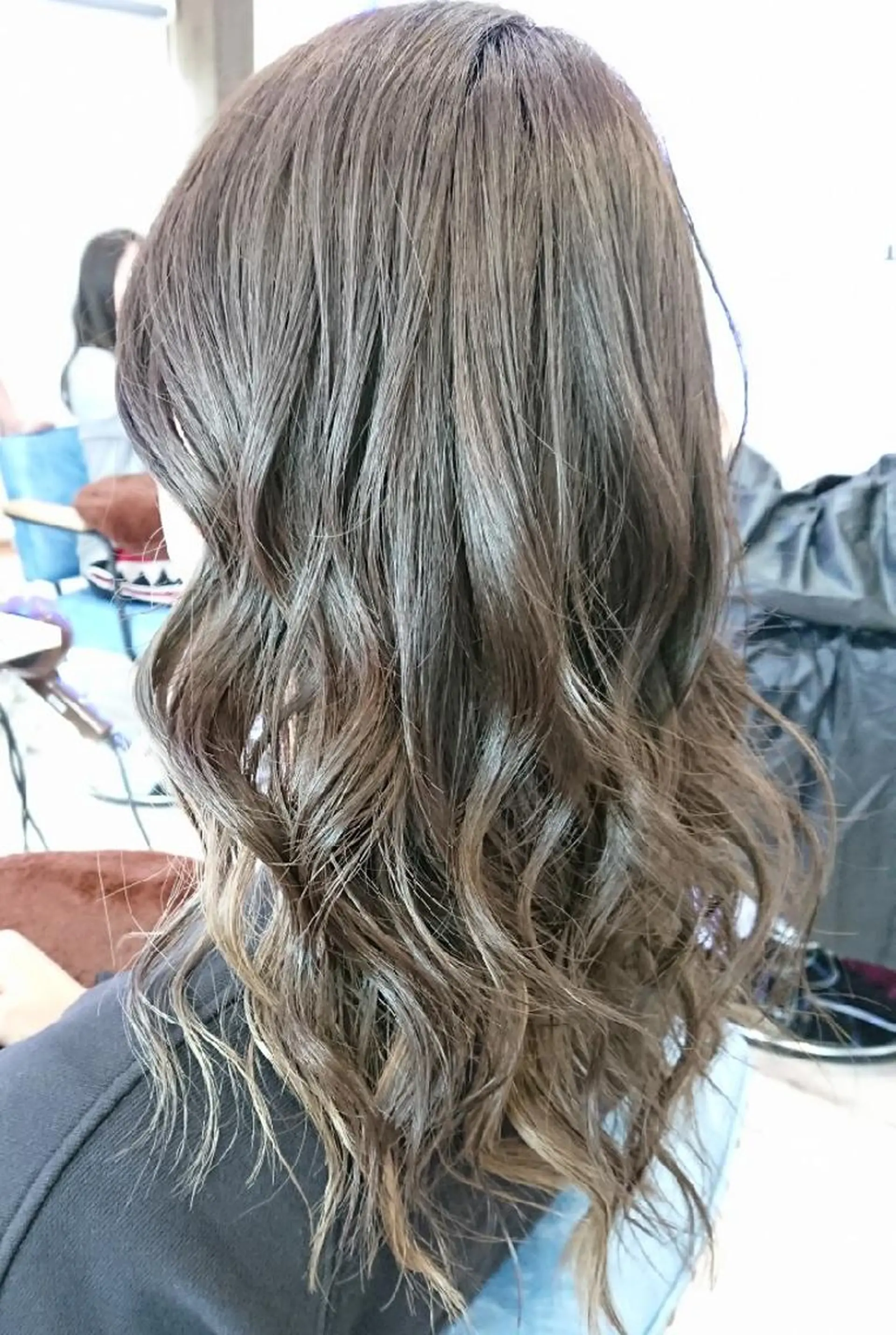 セミロング カラー ヘアアレンジ 小林 伸行のヘアスタイル