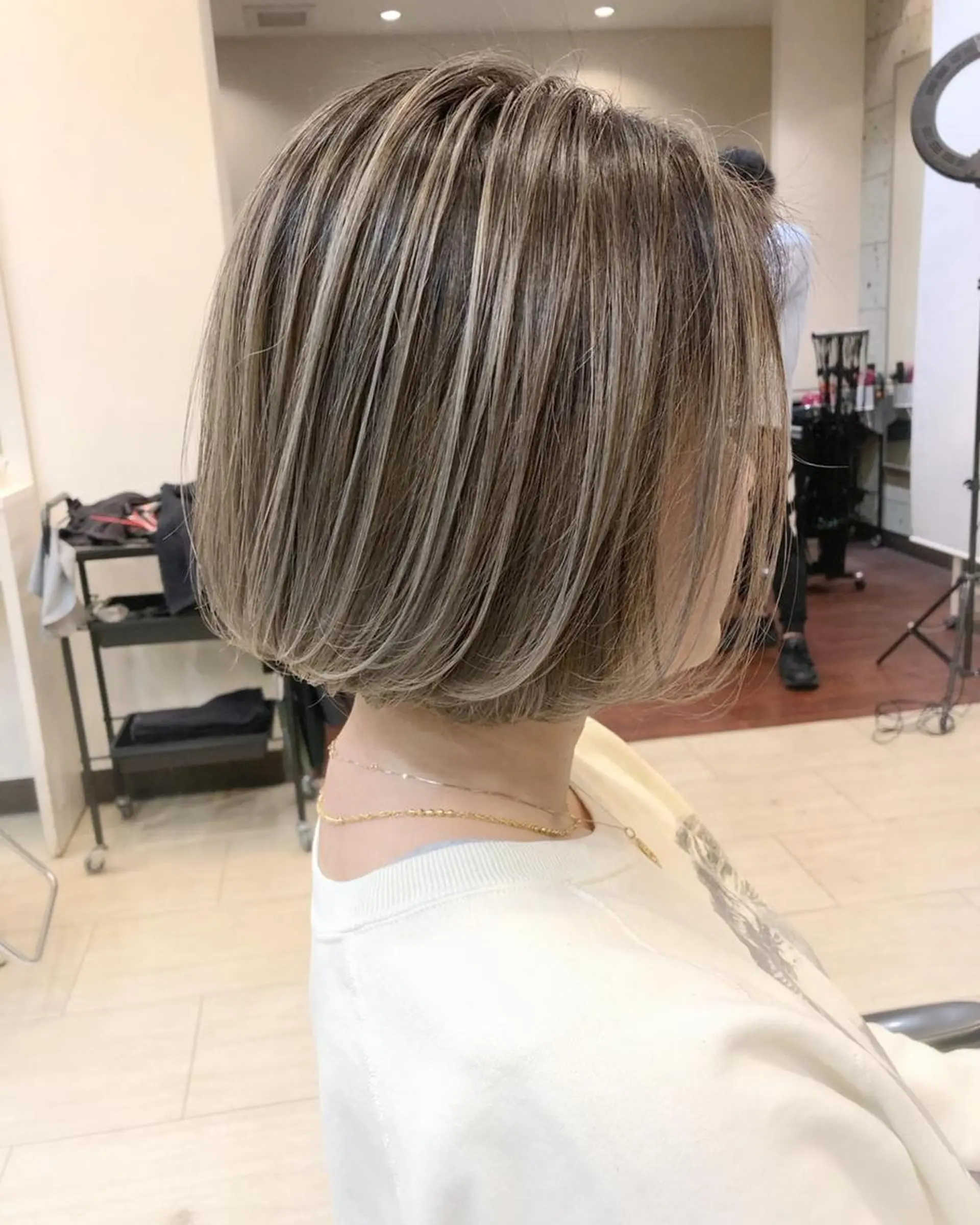 ショート カラー パーマ ヘアアレンジ メンズ メンズバレイヤージュ メンズブリーチ メンズハイライト メンズハイトーン メンズインナーカラー yasu ヤスのヘアスタイル