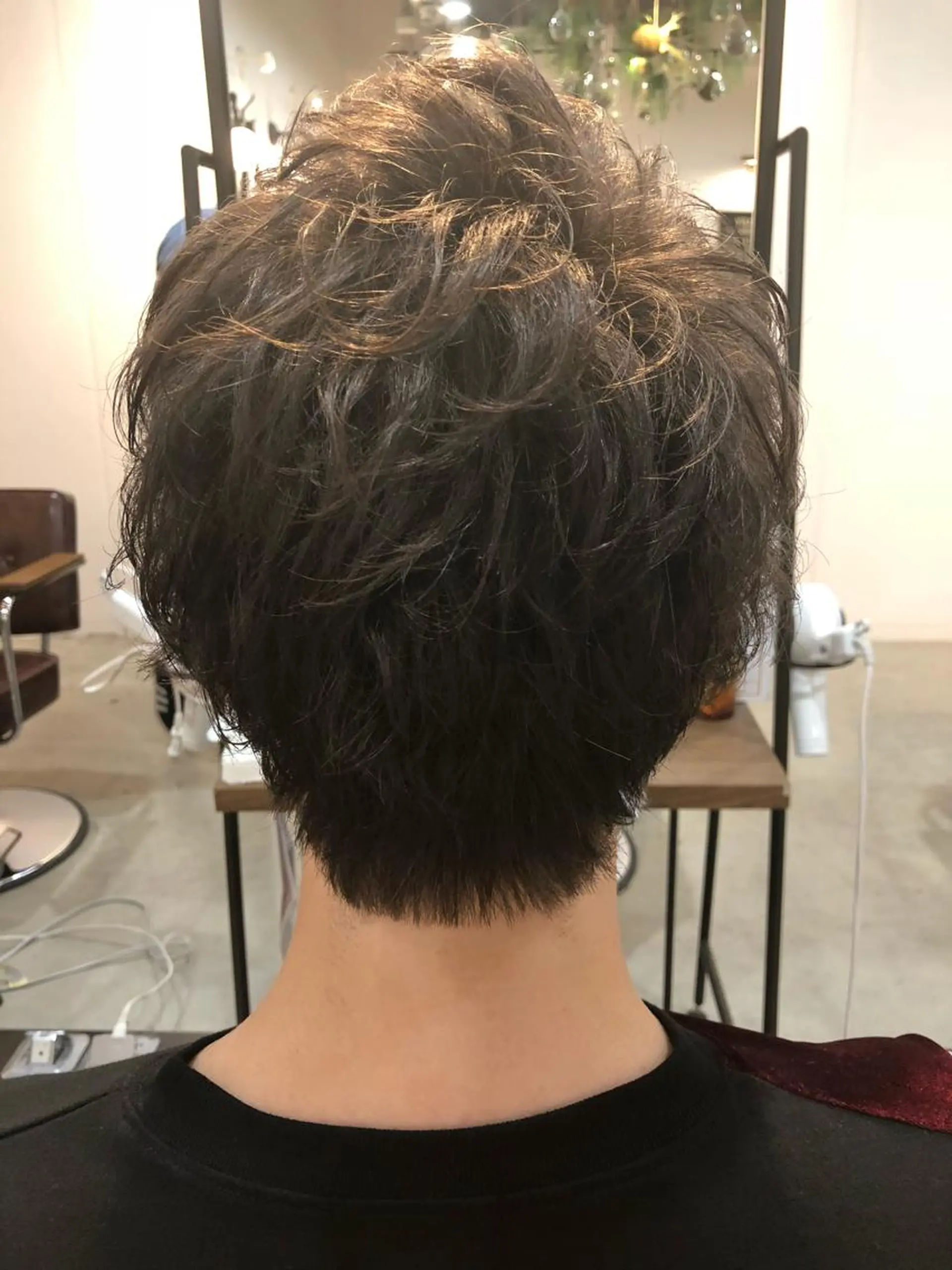 ショート カラー メンズ 店長　鍜治本 颯太のヘアスタイル