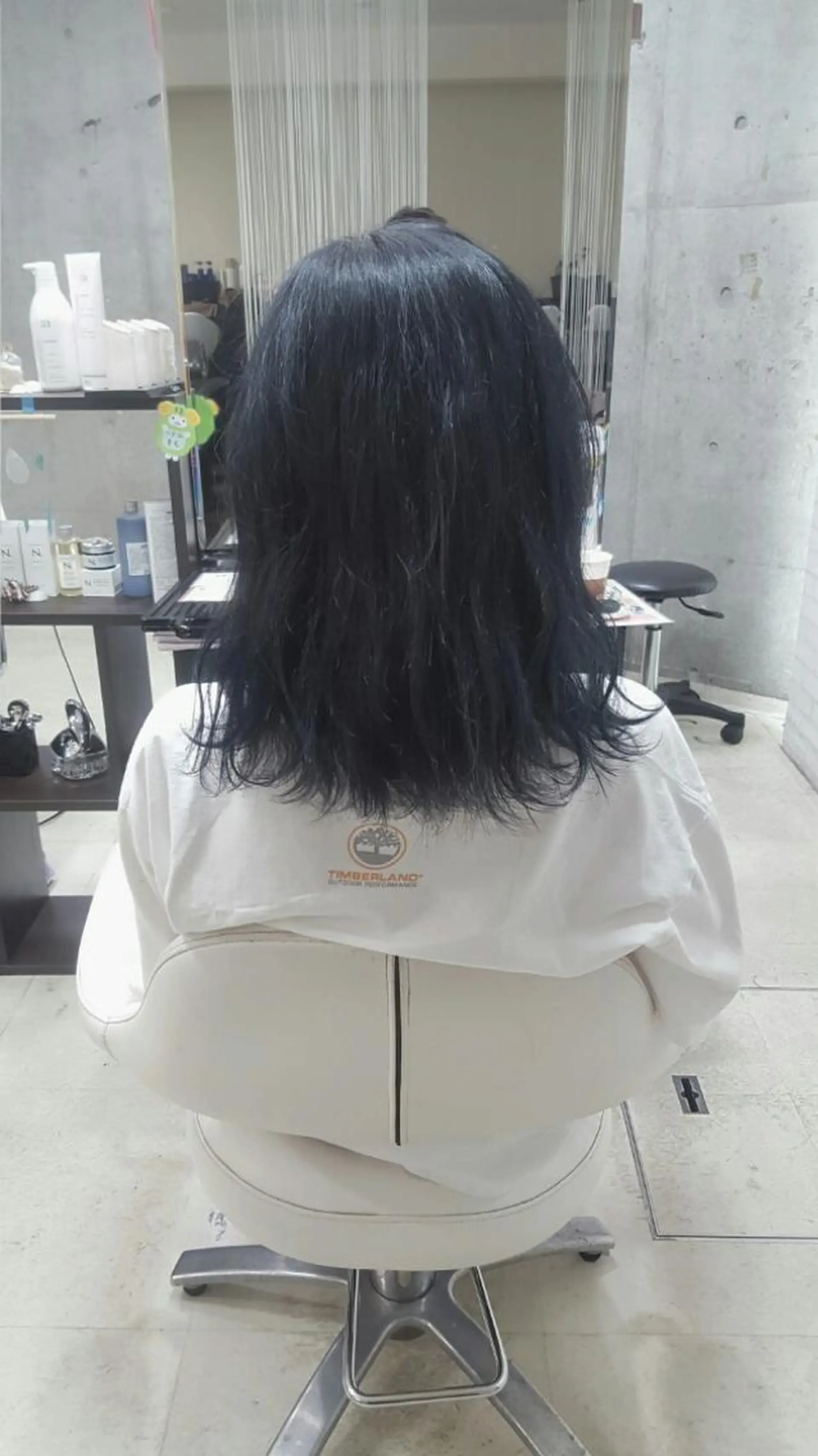 ミディアム カラー ネイビーカラー brace 立花のヘアスタイル