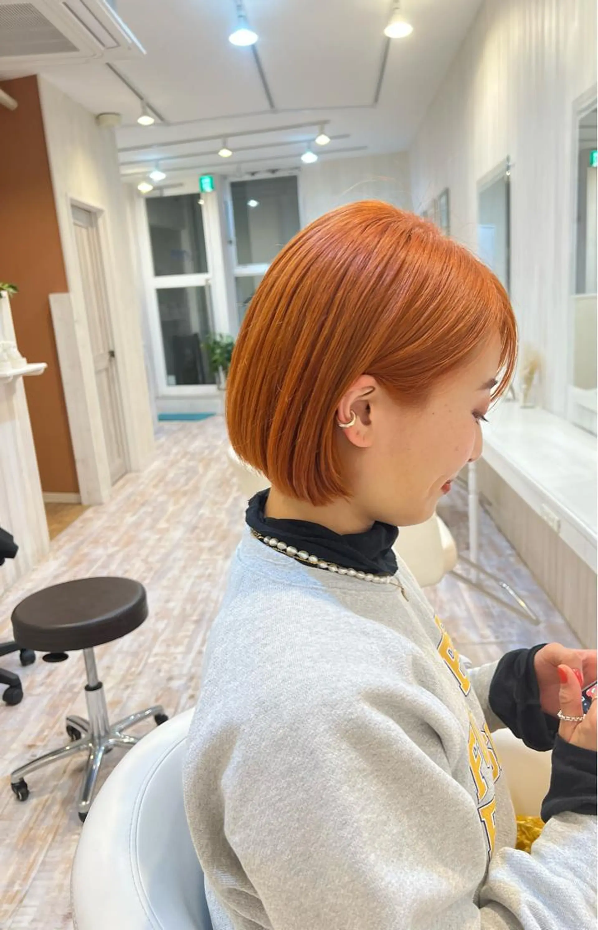 ショート カラー 佐藤史哉* 韓国レイヤー赤み除去のヘアスタイル