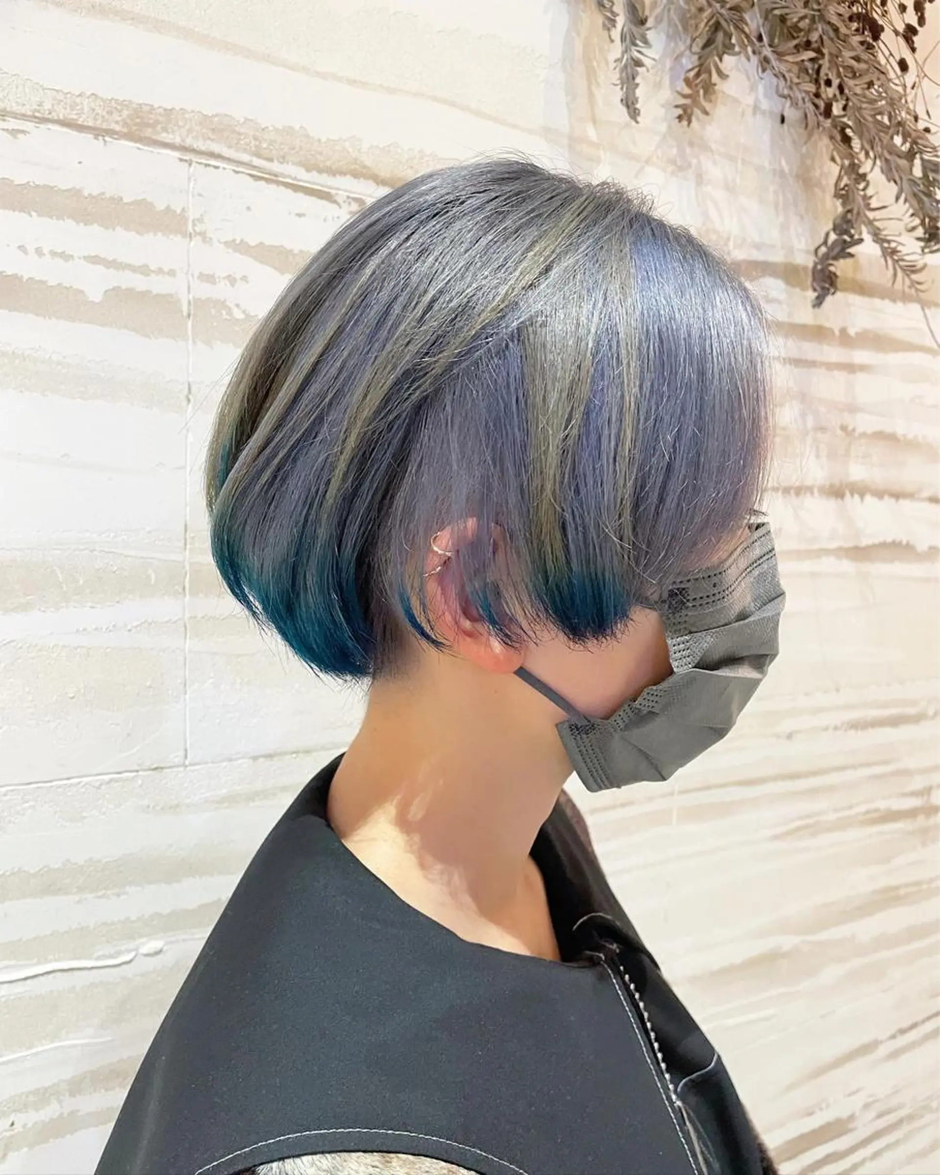 ショート カラー ブルーカラー デザインカラー グレージュ ラベンダーカラー ボブ シェアサロン〜糸ito〜所属・Hiro ヒロのヘアスタイル