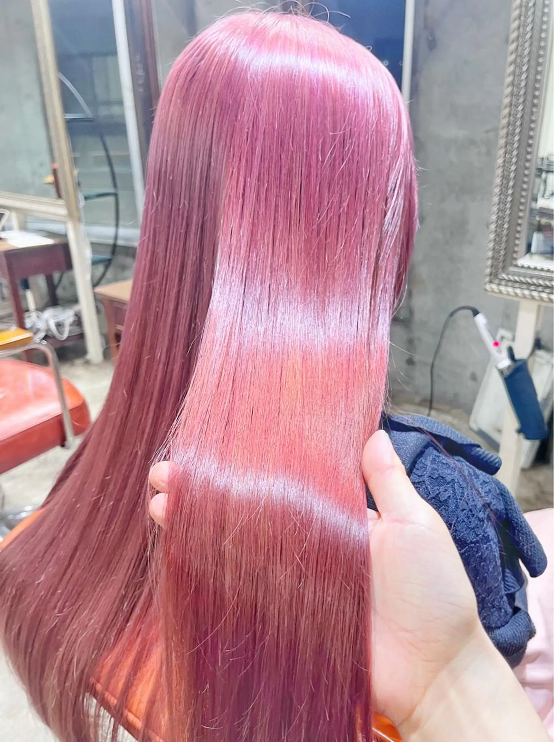 セミロング カラー ヘアアレンジ ブリーチ ピンクカラー ピンクカラー🩷 ヘアセットＮＯ.1のヘアスタイル