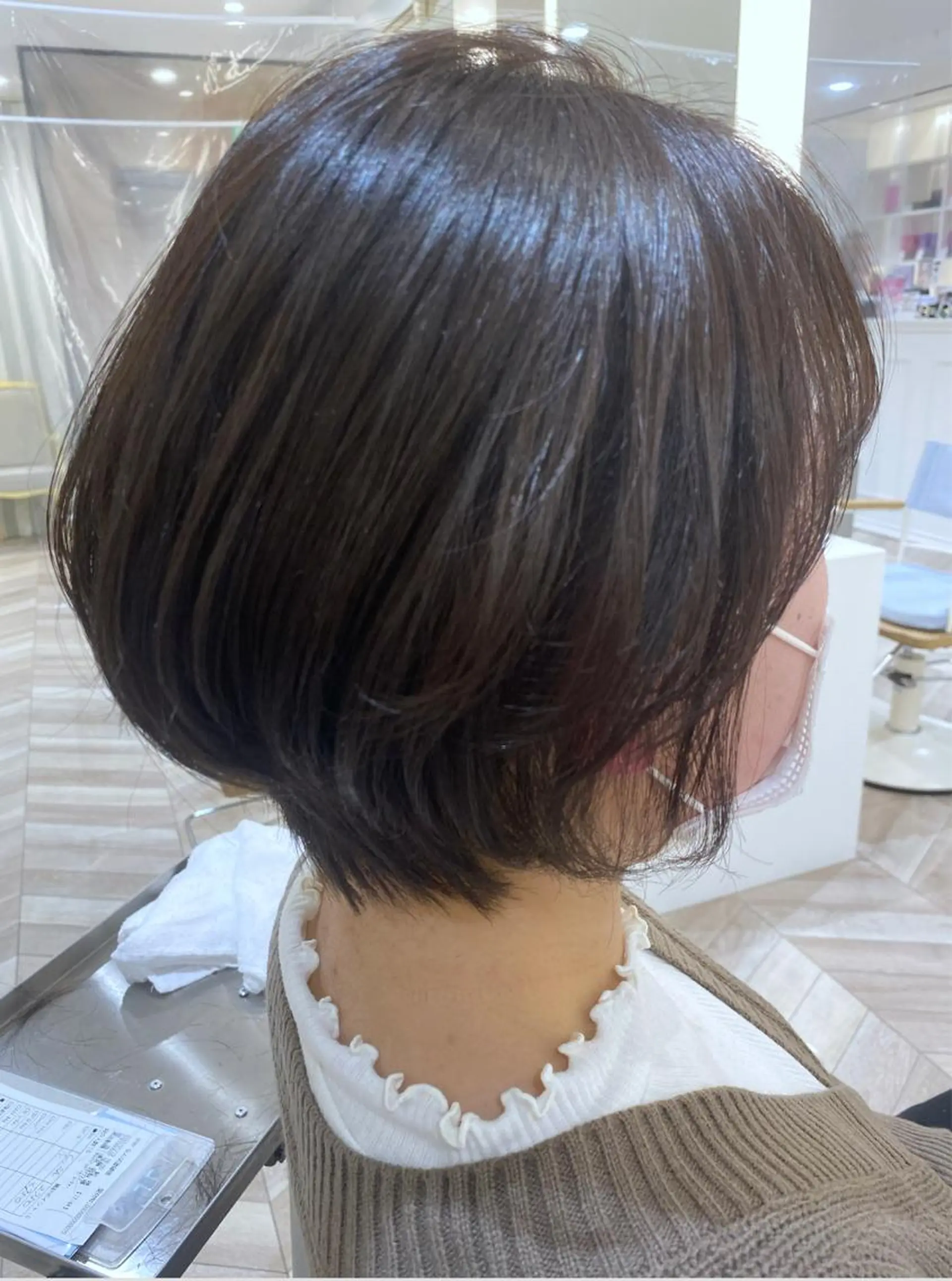 ショート ショートヘア カット トリートメント ベージュ/インナー カラー🤍Rieのヘアスタイル