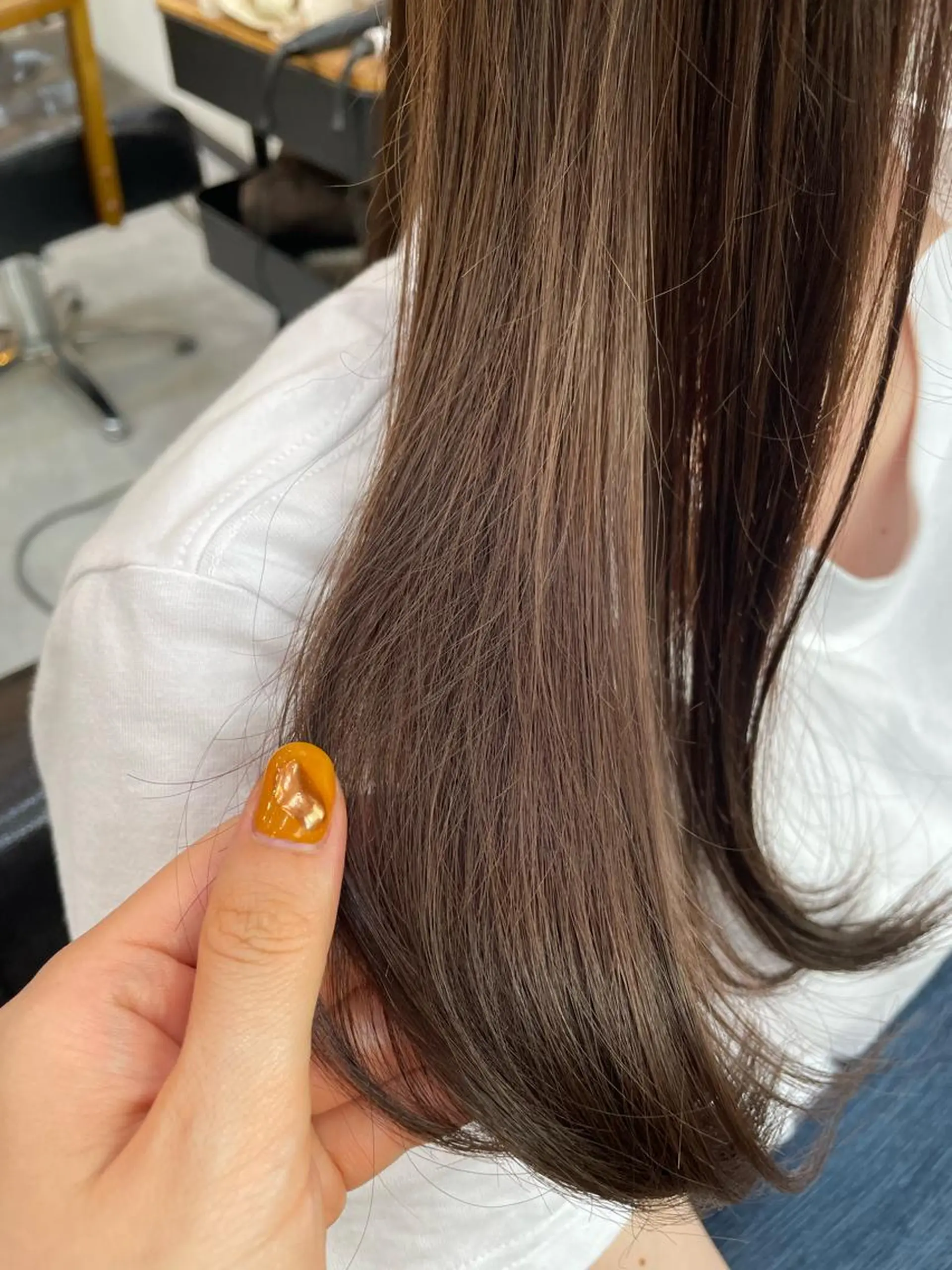 ロング カラー ヘアカラー 高梨 菜々のヘアスタイル