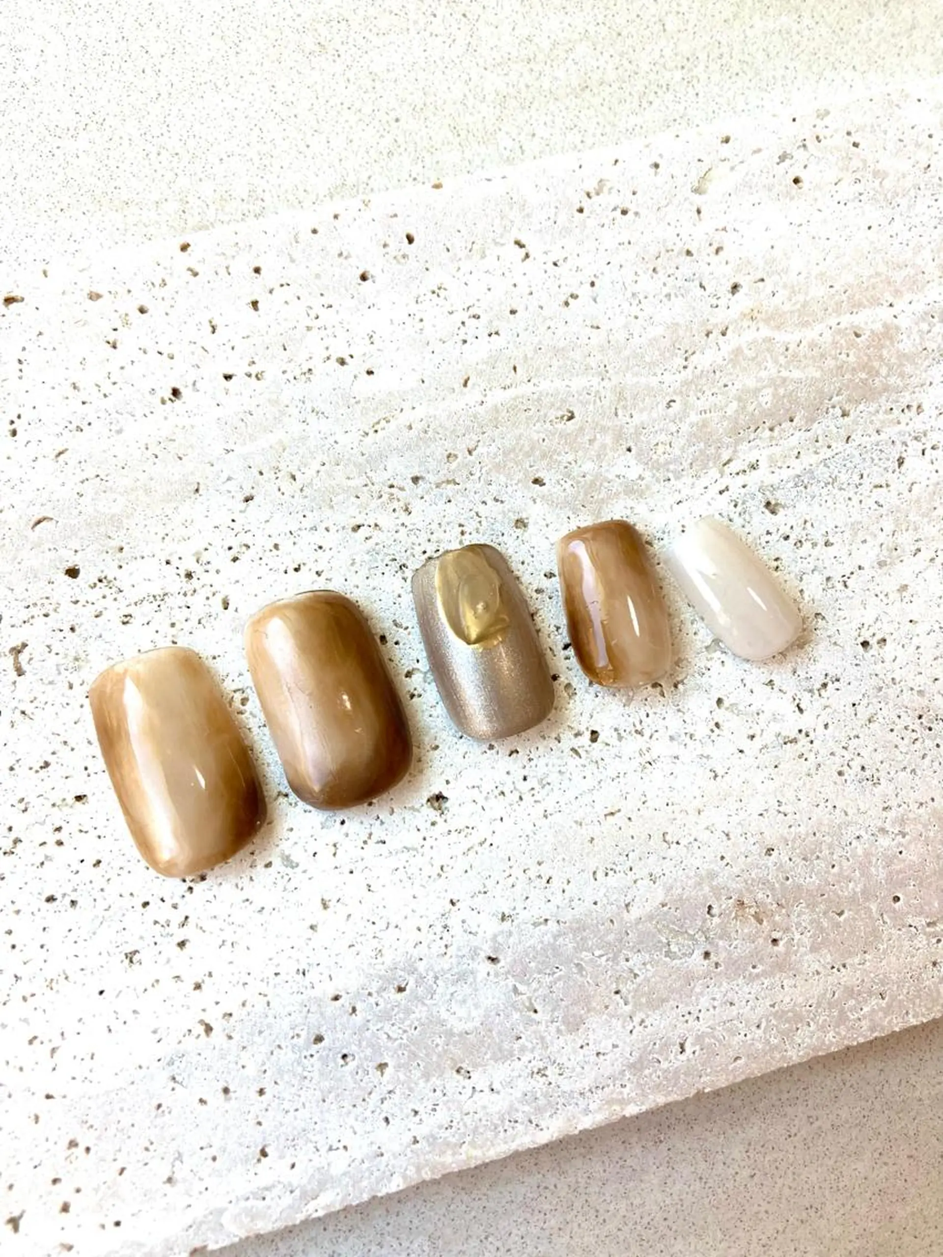 ネイル ニュアンスネイル uinail mariのネイルデザイン