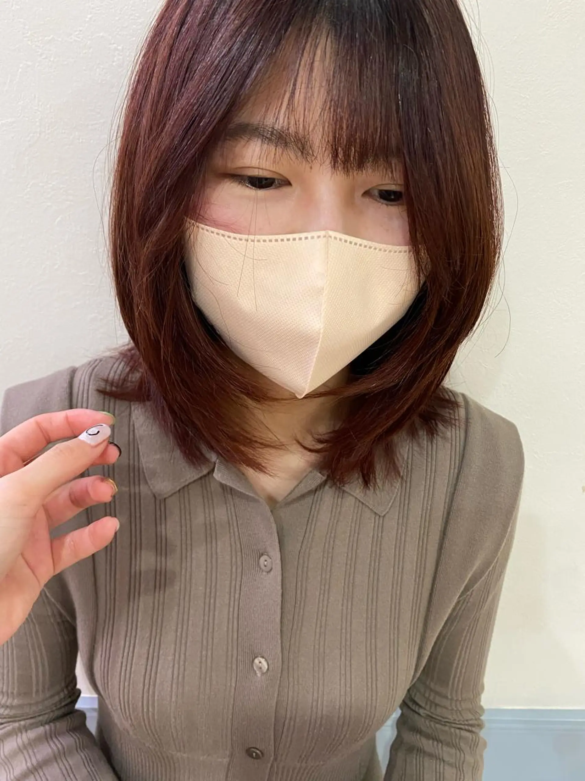 ミディアム レイヤーカット ウルフカット ウルフレイヤー カット ヘアカラー トリートメント SALOWIN銀座PAYⅡ店所属・GINZARay2 風本朱里🐥のヘアスタイル