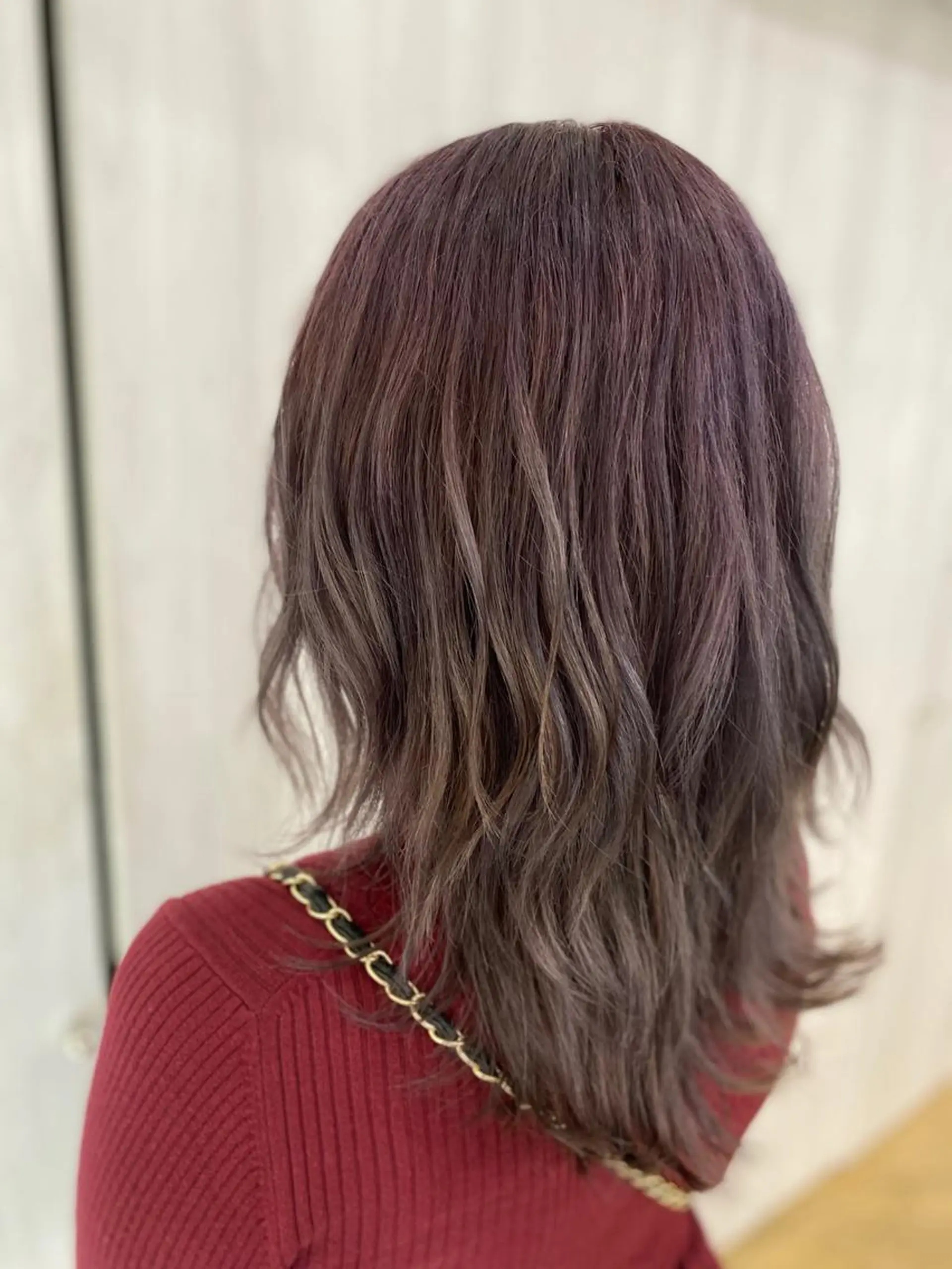 セミロング カラー ヘアアレンジ グレージュ パープルカラー パープルグレージュ カット トリートメント replica上大岡所属・松井 敬太郎のヘアスタイル