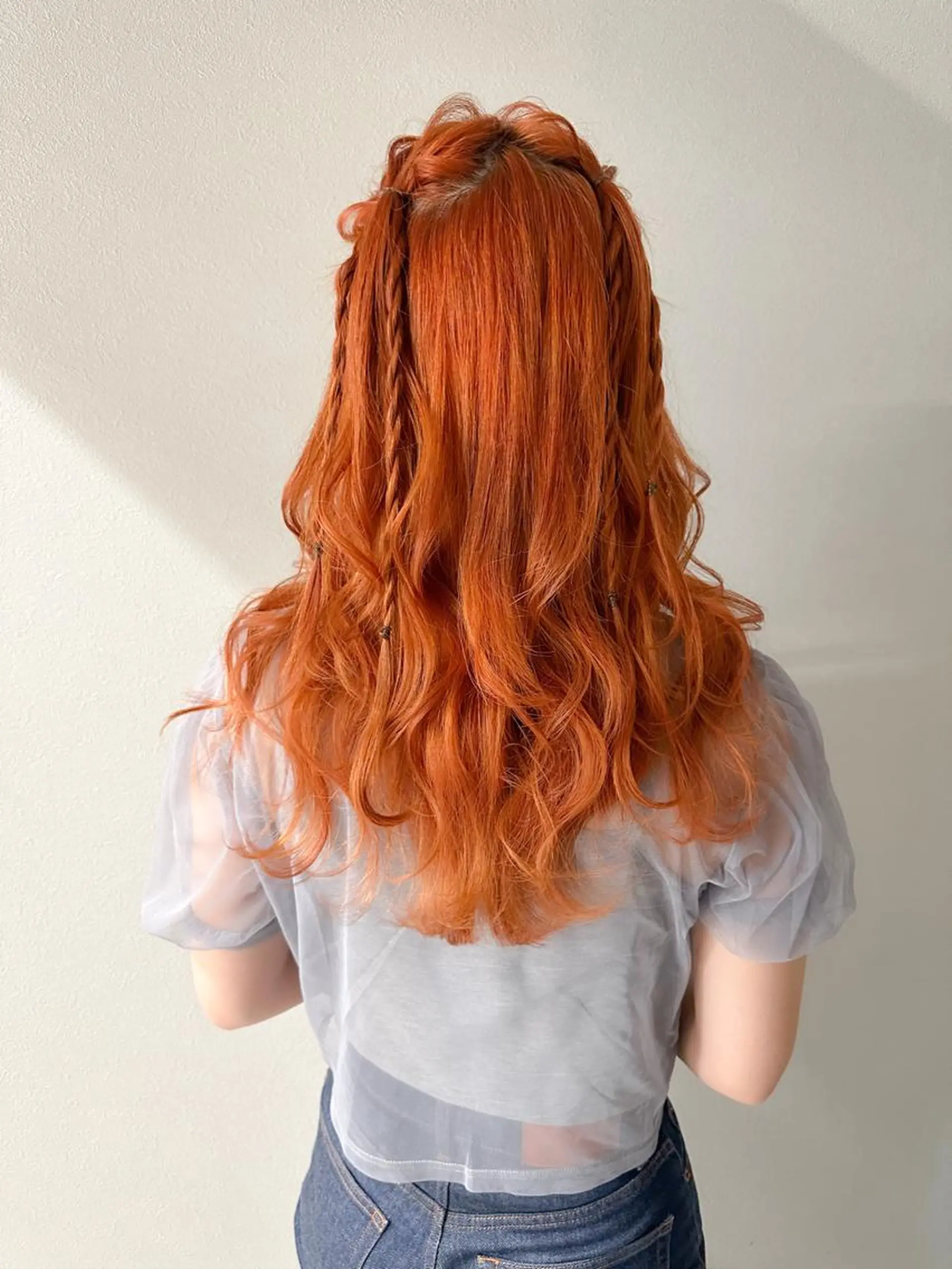 ロング カラー ヘアアレンジ ダブルカラー オレンジ autre所属・大久保 ひでなりのヘアスタイル