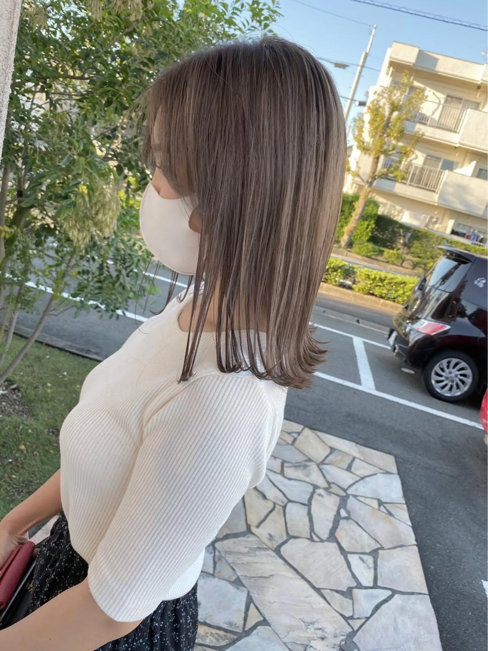 セミロング カラー ベージュカラー ブリーチ ミルクティーベージュ 💫レイヤーカット✨ 透明感カラー工藤雄大のヘアスタイル