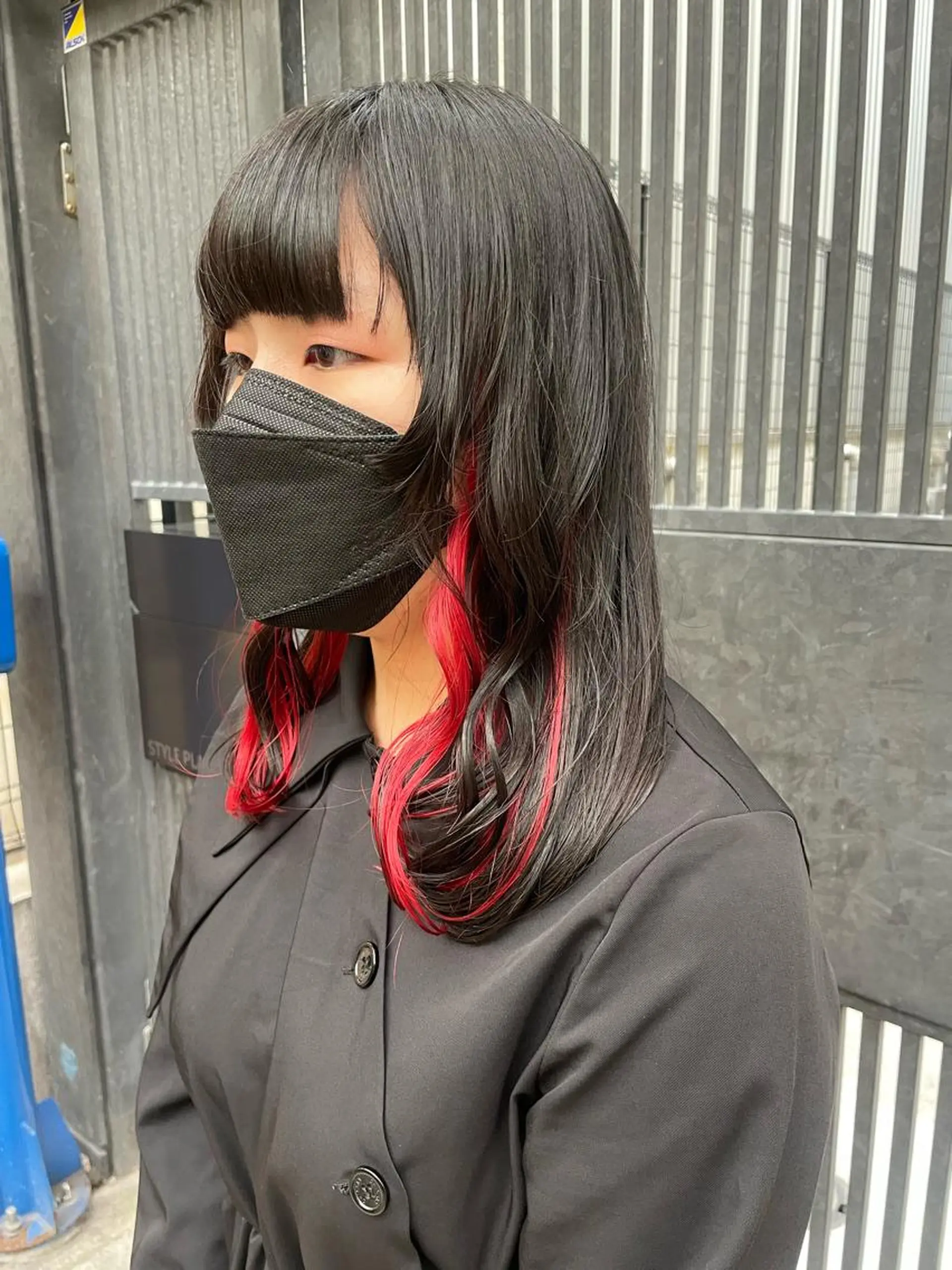 セミロング カラー ベージュカラー ブリーチ オレンジ レッドカラー 透明感カラー／ 今城愛友花のヘアスタイル