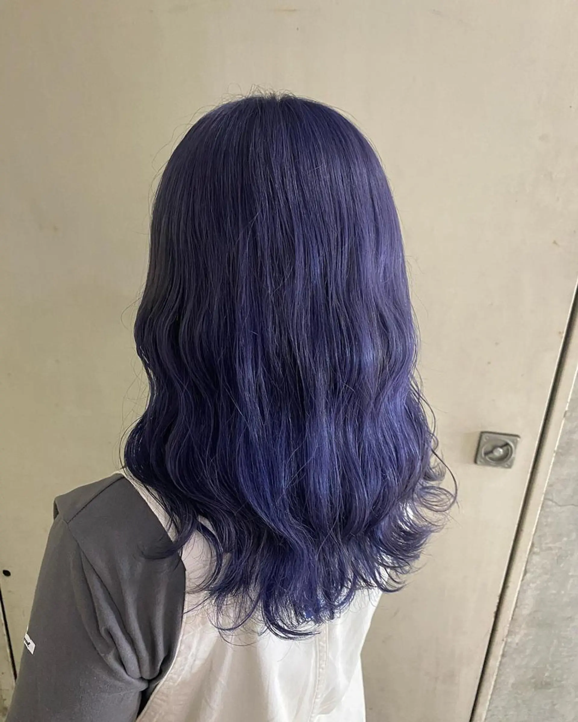 ミディアム カラー ブリーチ パープルカラー Legami 熊本（レガーミ）所属・清村 和音のヘアスタイル