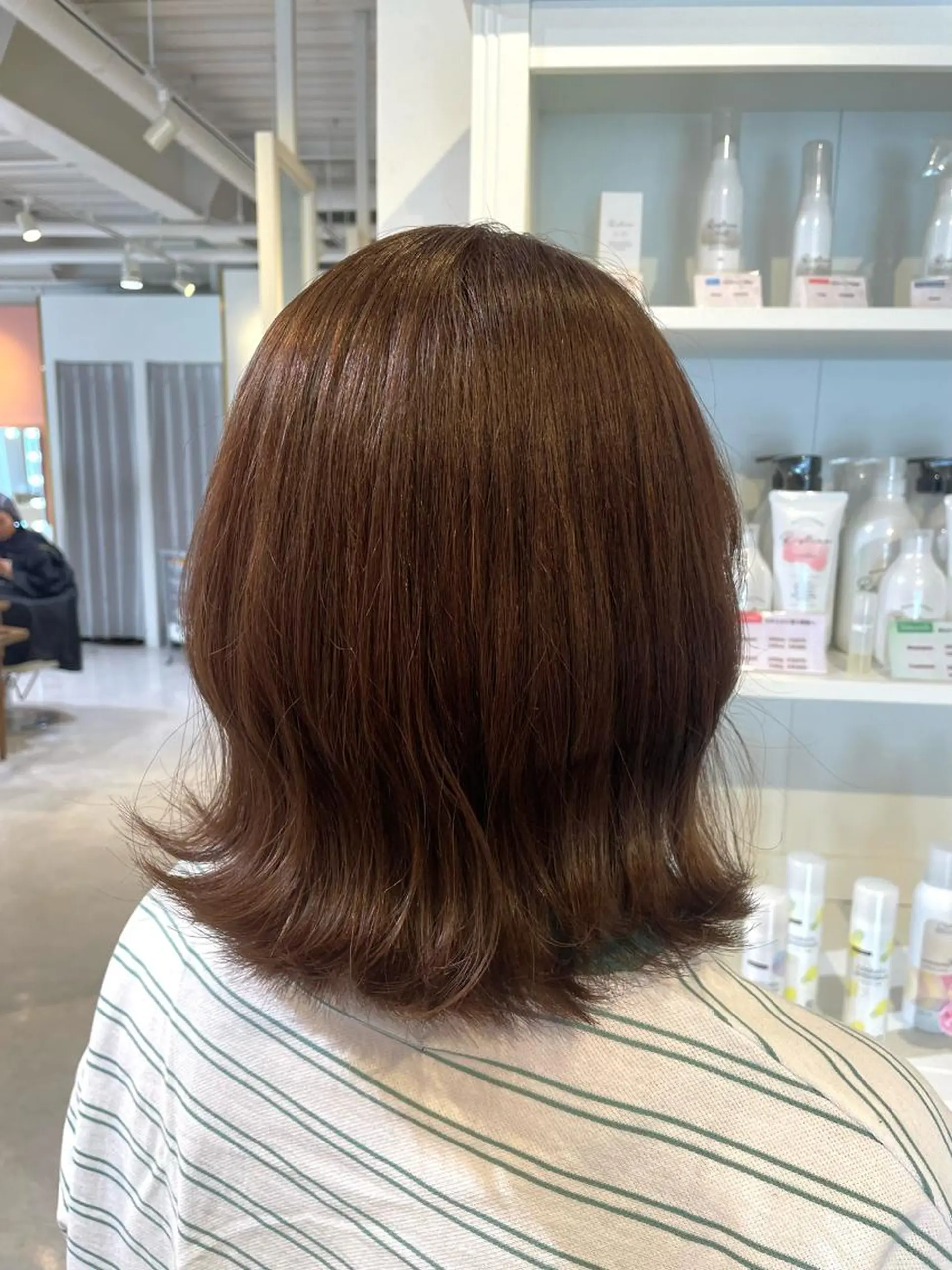 ショート 切りっぱなしボブ ボブ ヘアカラー 和田 真依のヘアスタイル