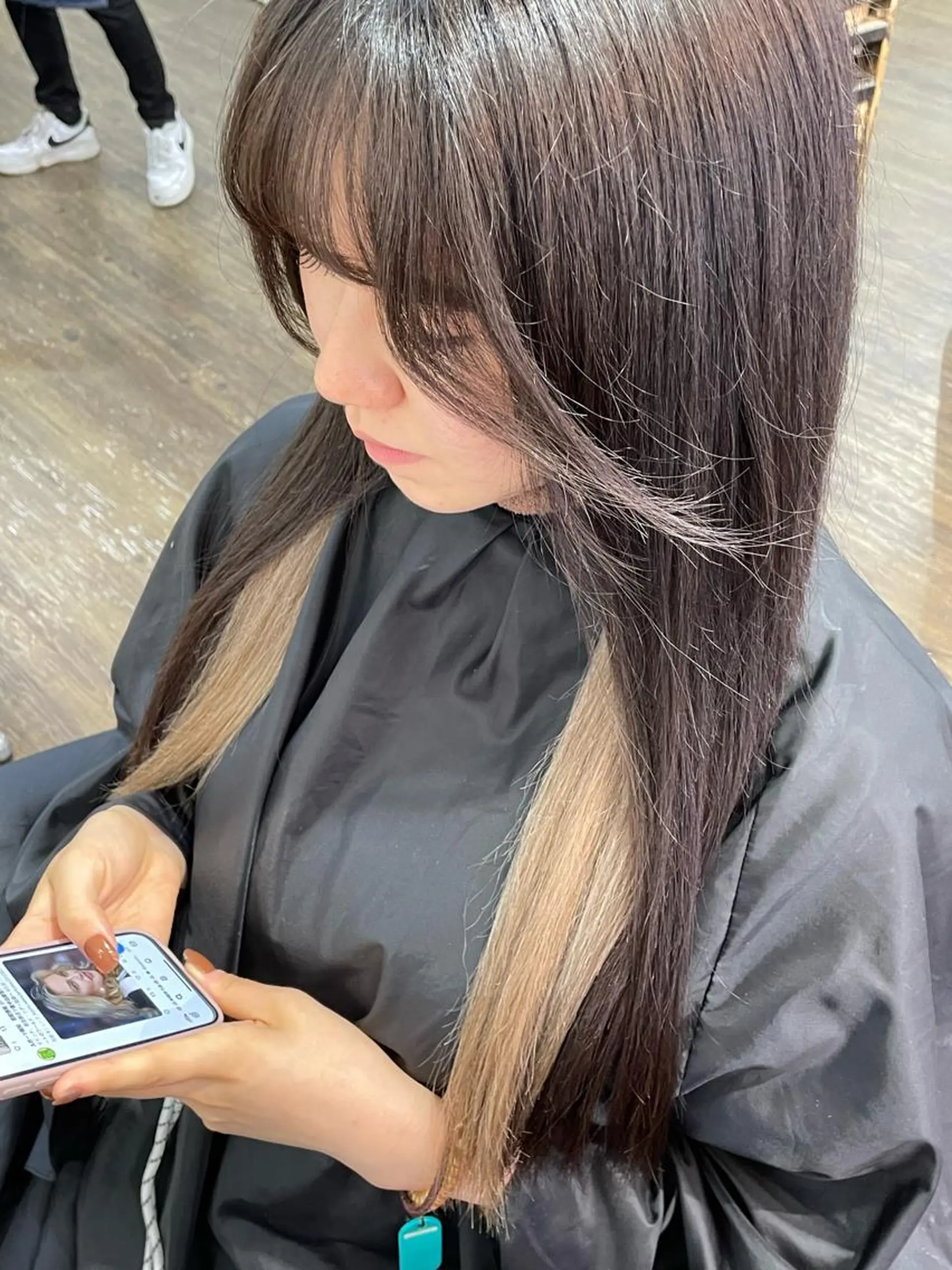 ロング エクステ 田子🦋ハイトーン 🫐耳つぼジュエリーのヘアスタイル