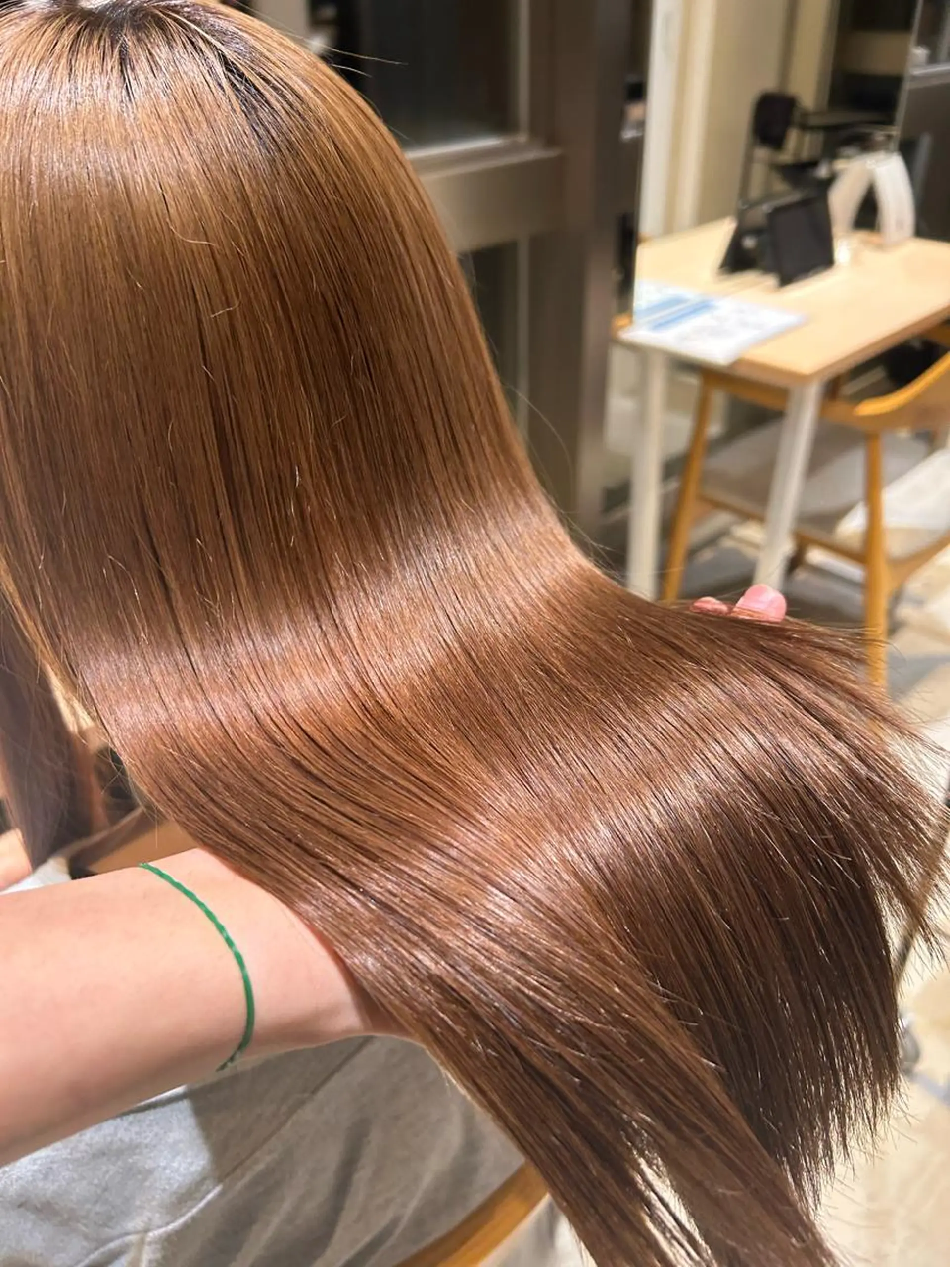 セミロング カラー ブリーチ トリートメント AI　TOKYO hair 名古屋所属・波多野タケシ/ 縮毛矯正特化のヘアスタイル