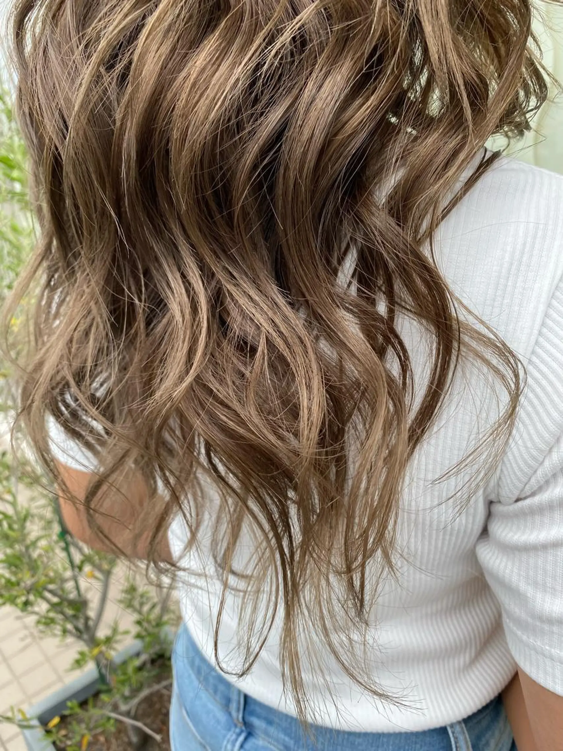 ロング カラー 透明感カラー グレージュ ミルクティーグレージュ カット ヘアカラー 渡辺　亮/ ハイライト/髪質改善のヘアスタイル