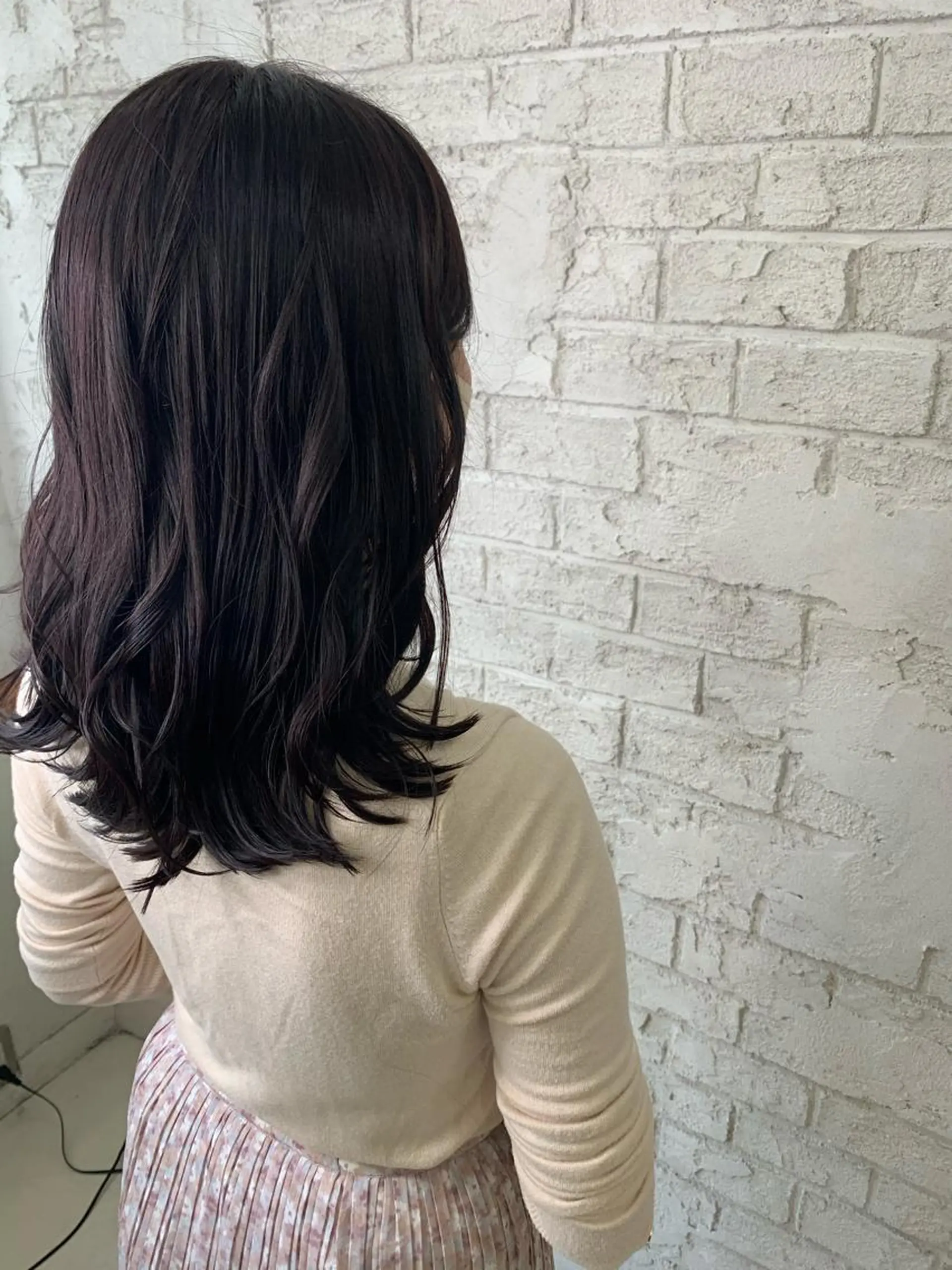 ミディアム カラー グレージュ イルミナカラー ラベンダーカラー ラベンダーグレージュ ラベンダーグレー ブリーチ特化 ハイトーンRYOYAのヘアスタイル