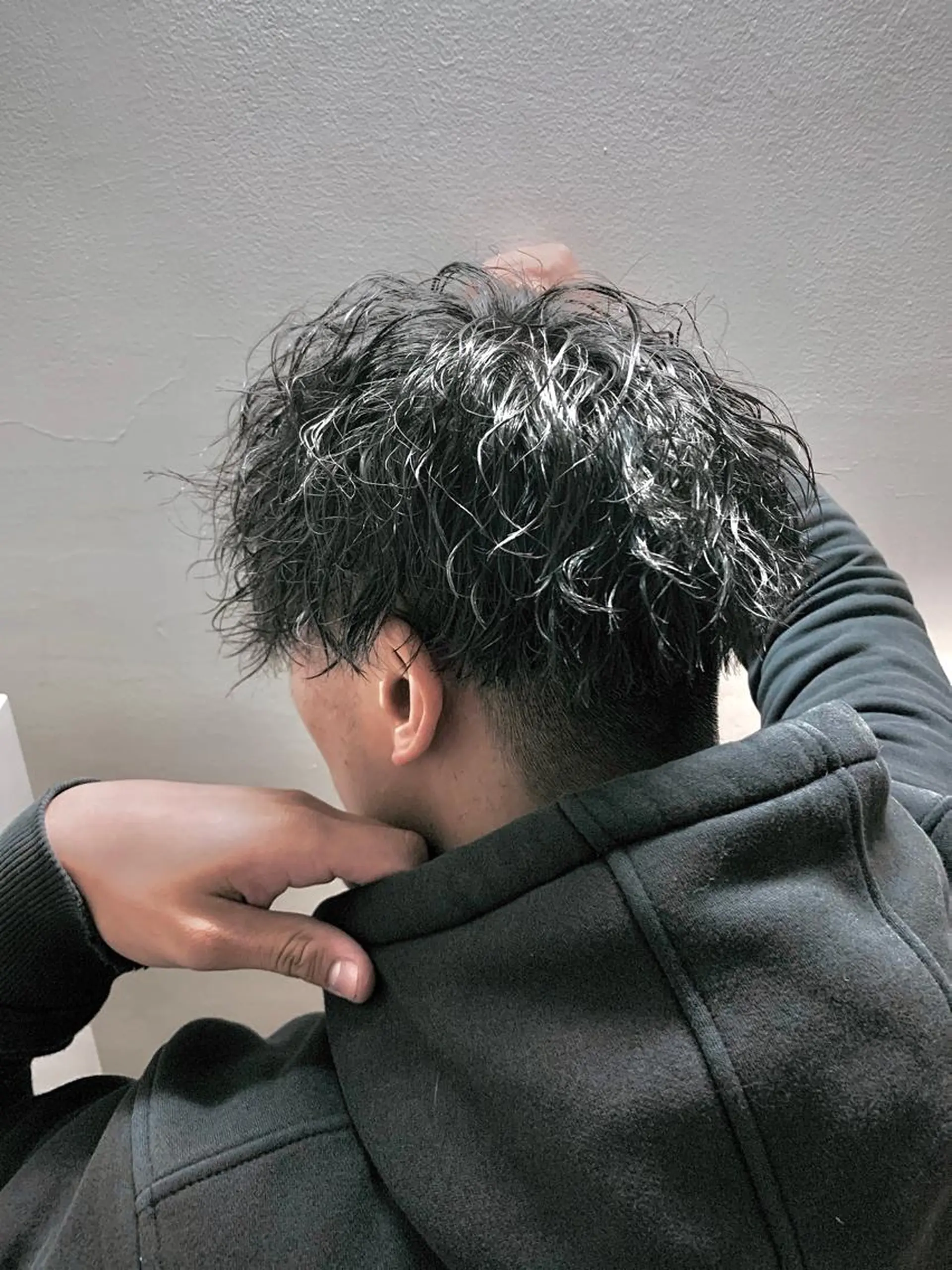 ミディアム パーマ メンズ HIROGINZA ヒロ銀座 青山所属・マツオ リュウホウ🐉のヘアスタイル