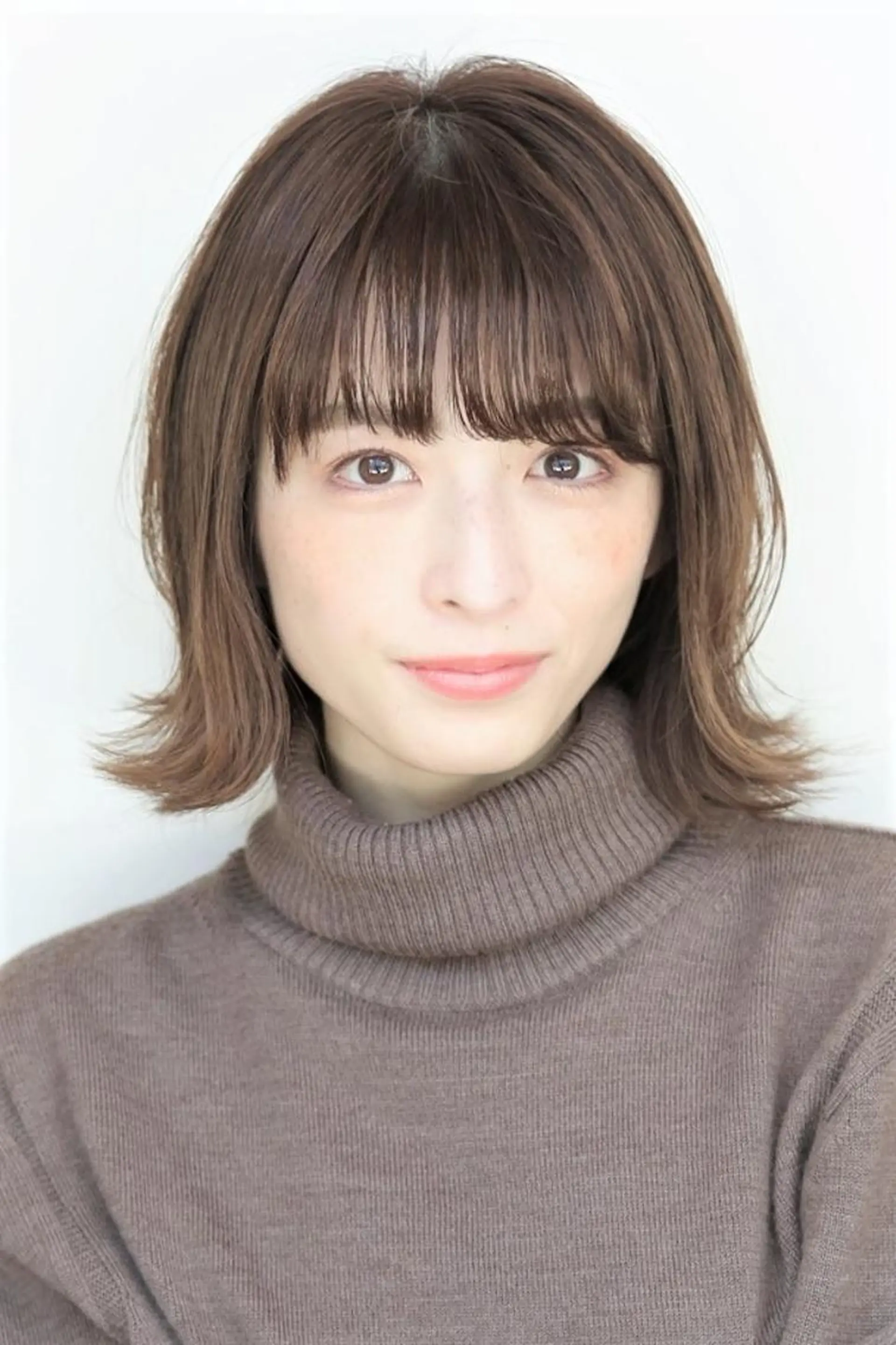 ミディアム カラー ヘアアレンジ デザイナー Anne アンのヘアスタイル