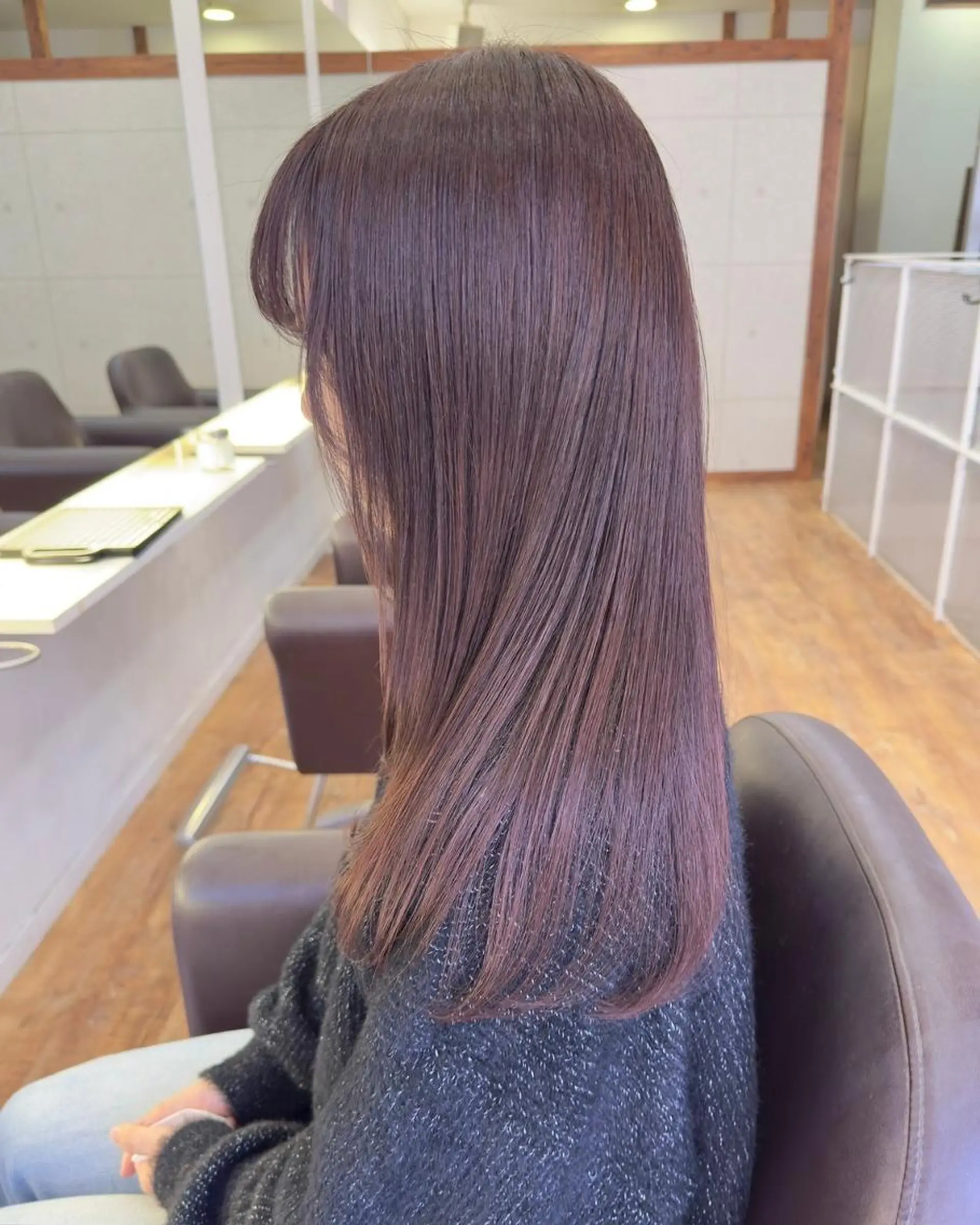 セミロング カラー 原田 光のヘアスタイル