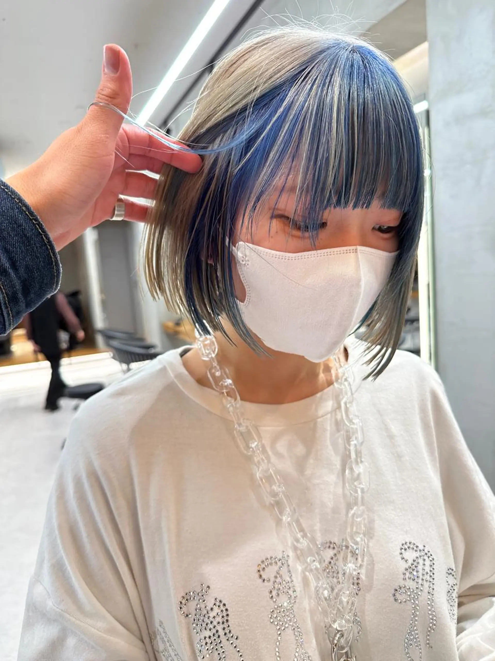 ミディアム カラー nico TOKYO所属・センターパート/ 暖色カラーayuのヘアスタイル