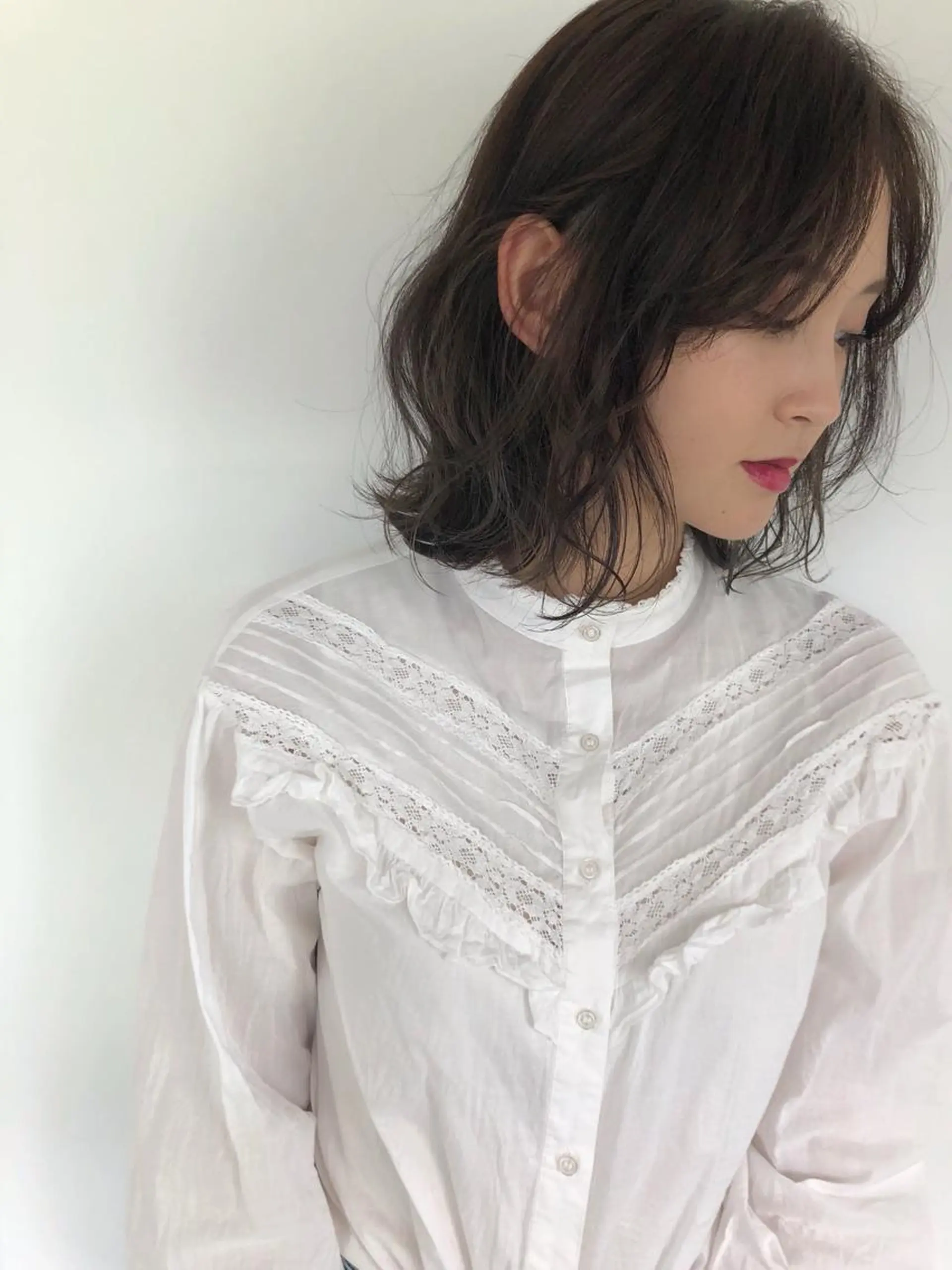 ミディアム カラー 🤍LOREN エリコ🌈のヘアスタイル