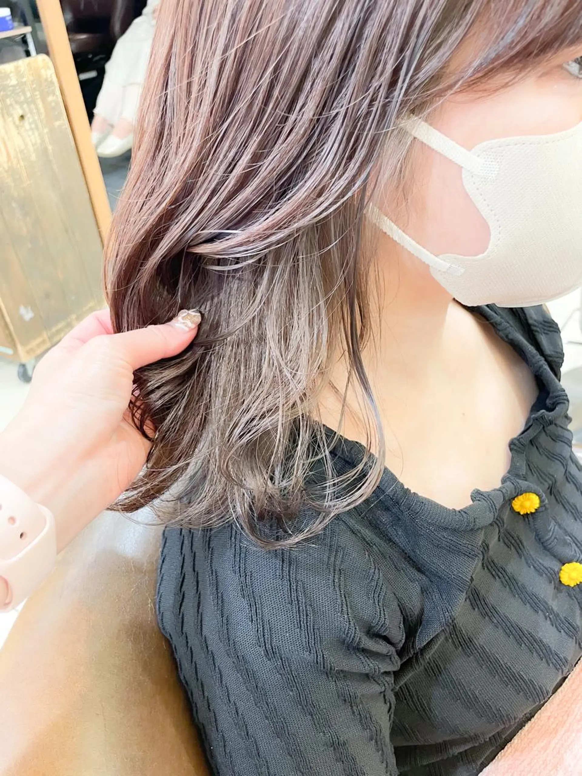 ミディアム カラー 透明感カラー グレージュ インナーカラー ヘアカラー ✨カラー支持No.1 🧸ワキ カナコ🧸のヘアスタイル