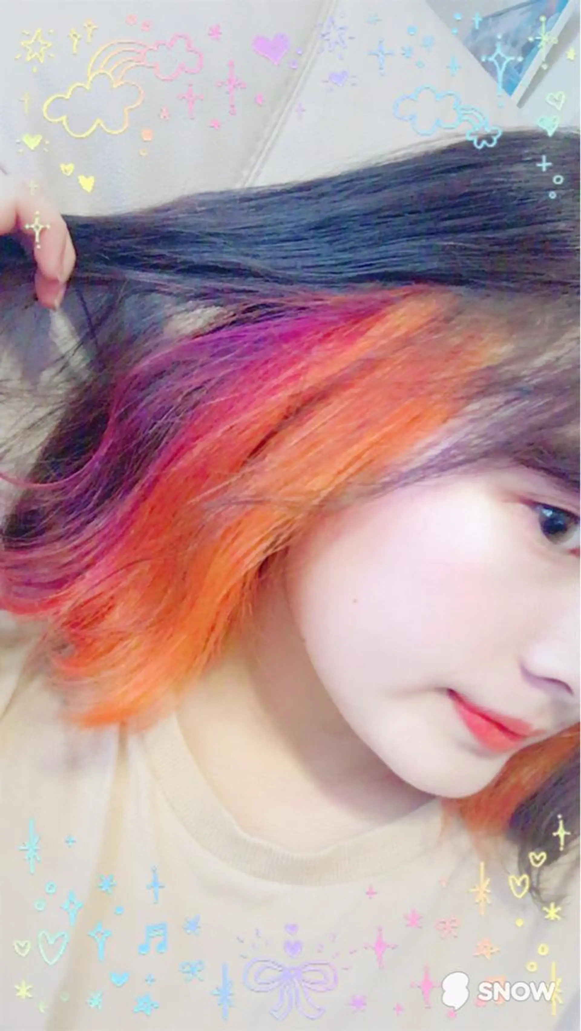 ショート カラー インナーカラー 韓国風ヘア IwAsh中山所属・✂︎中山ブリーチ・ パーマ✂︎露木智也のヘアスタイル