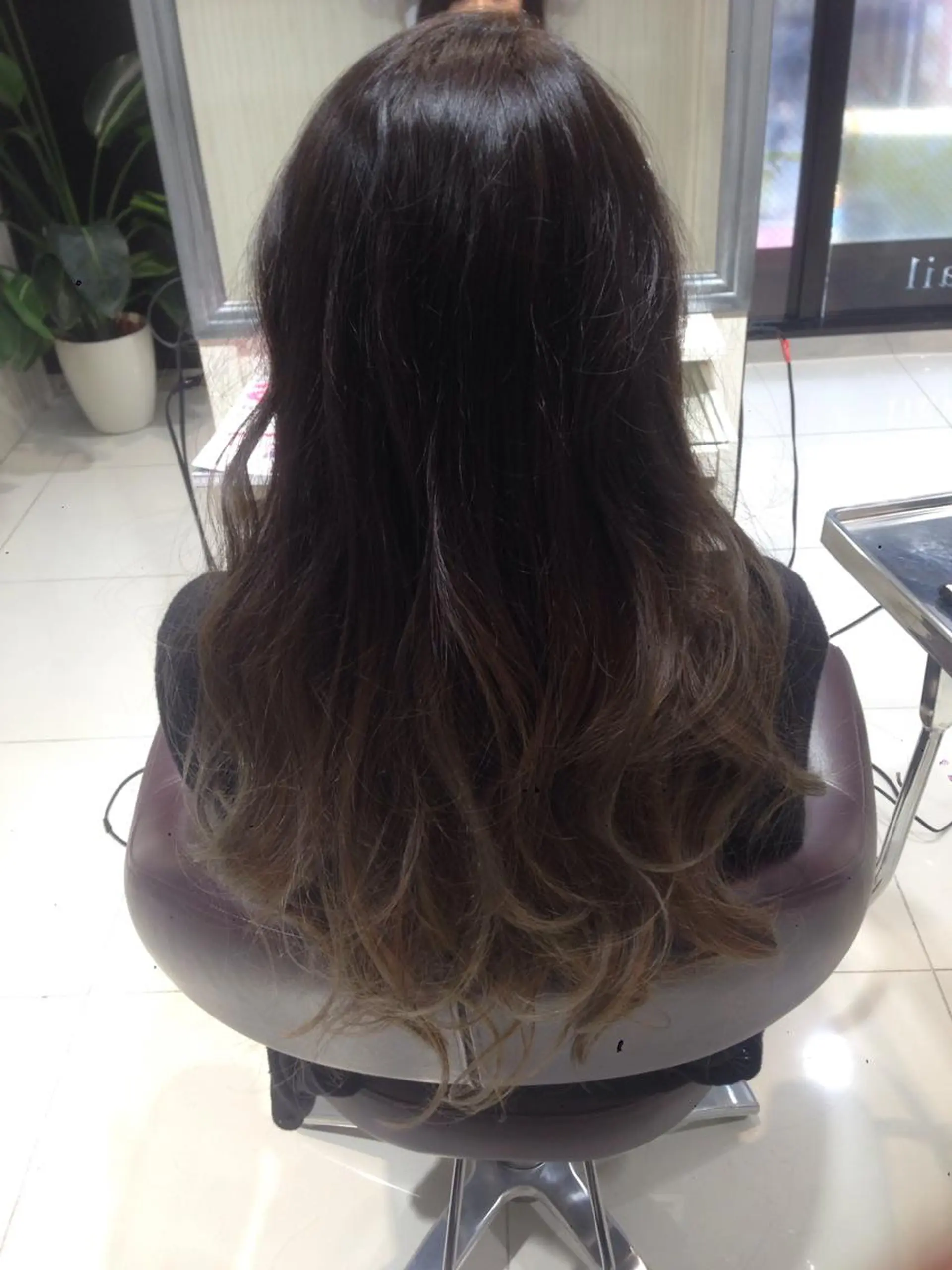 ロング カラー グラデーションカラー グレージュ ✨艶髪✨透明感✨ 山内大樹のヘアスタイル
