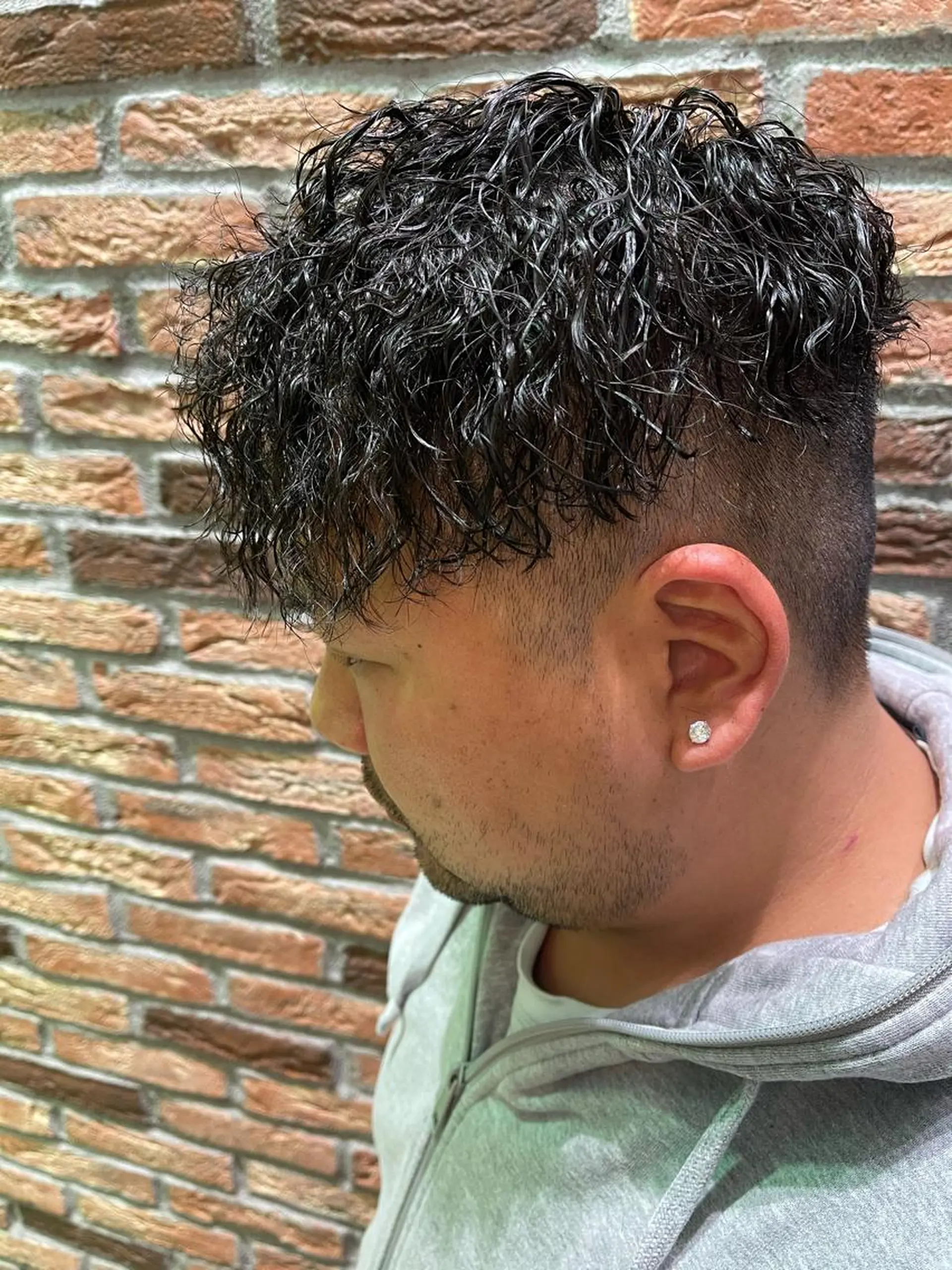 ショート パーマ メンズ メンズパーマフェード シモジタカヒロのヘアスタイル