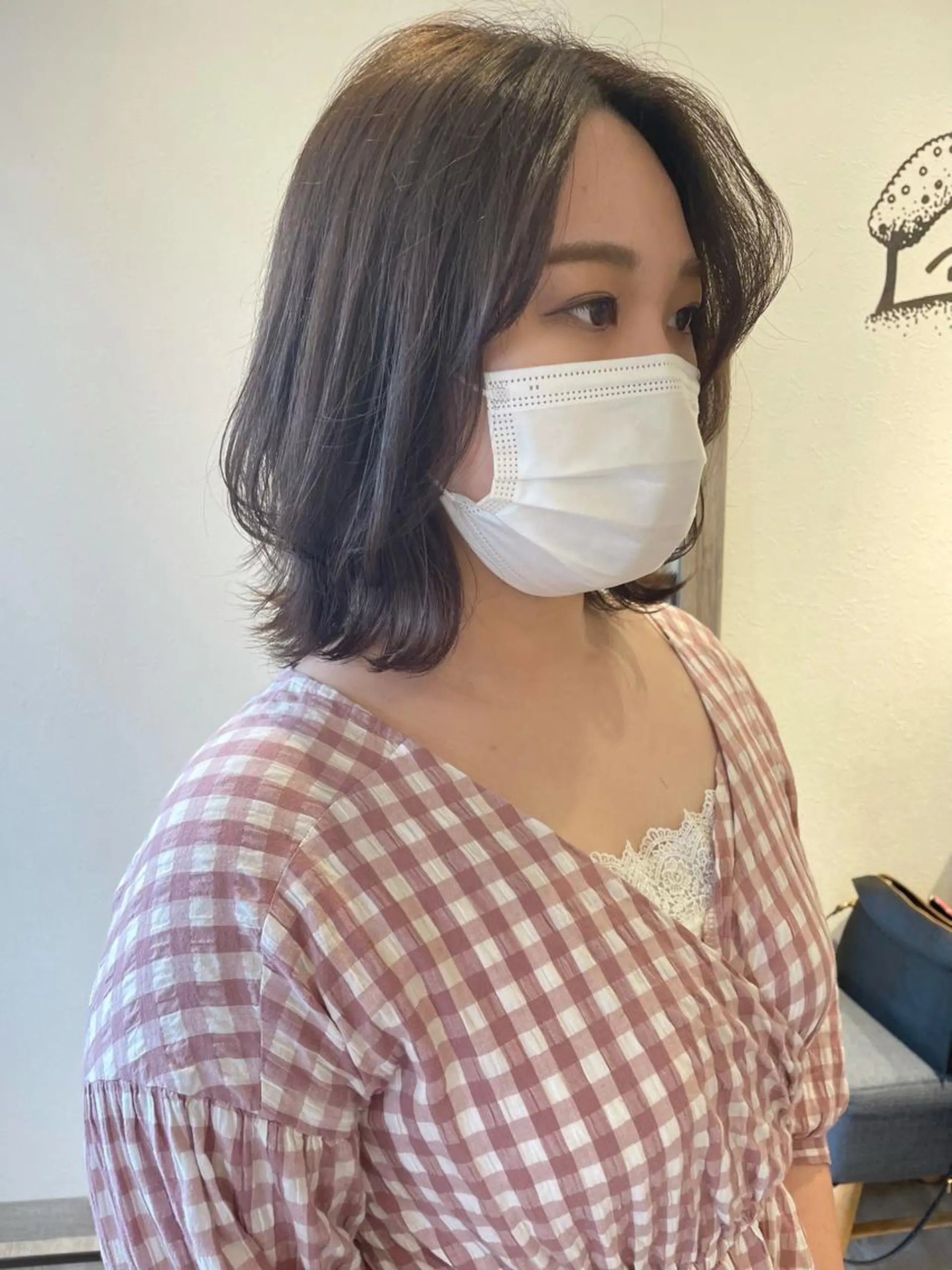 ミディアム カラー 🩰オリーブ/ ベージュ松本咲花🩰のヘアスタイル