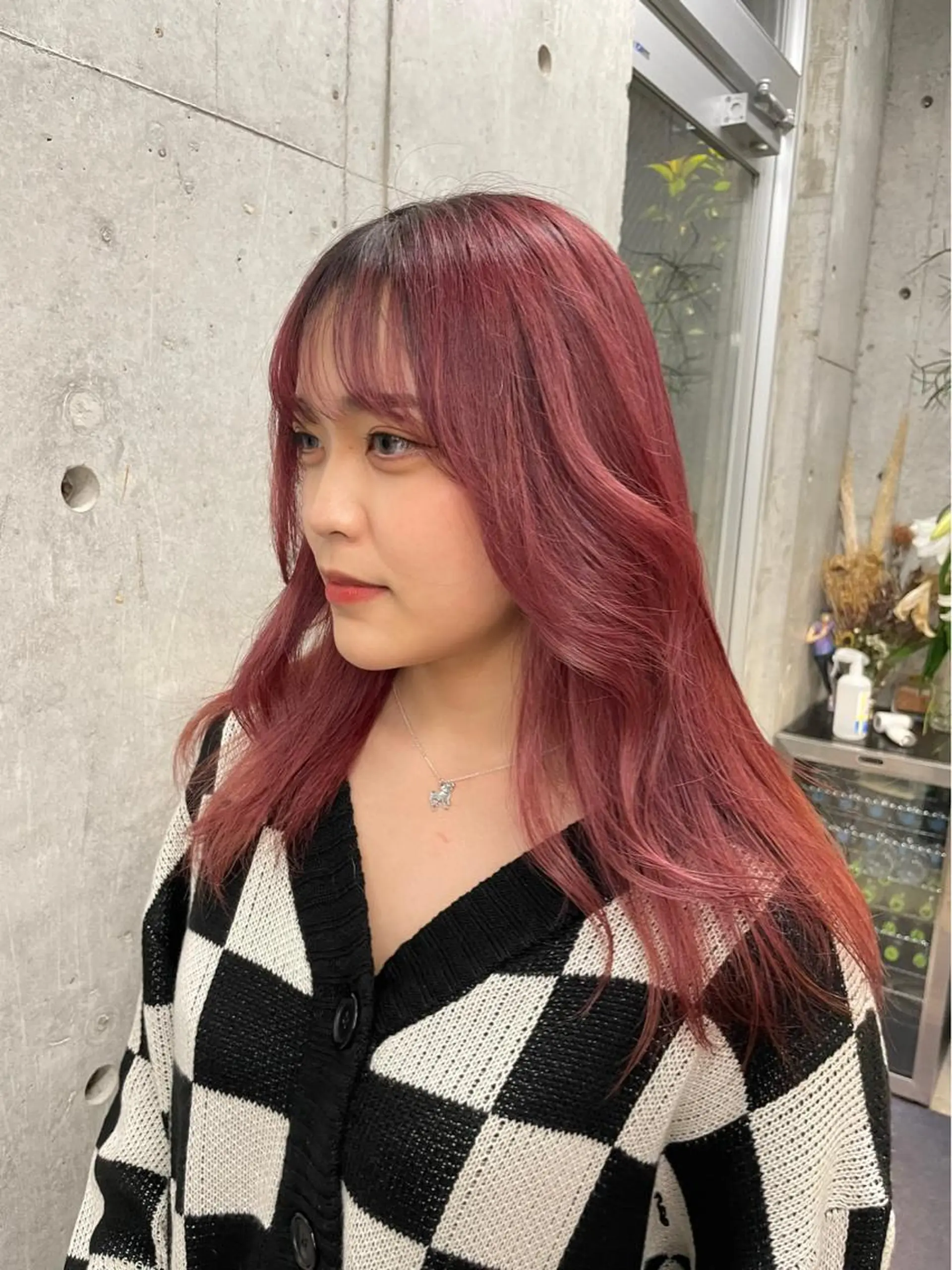 セミロング カラー ヘアアレンジ ハイトーンカラー Mizobe misakiのヘアスタイル
