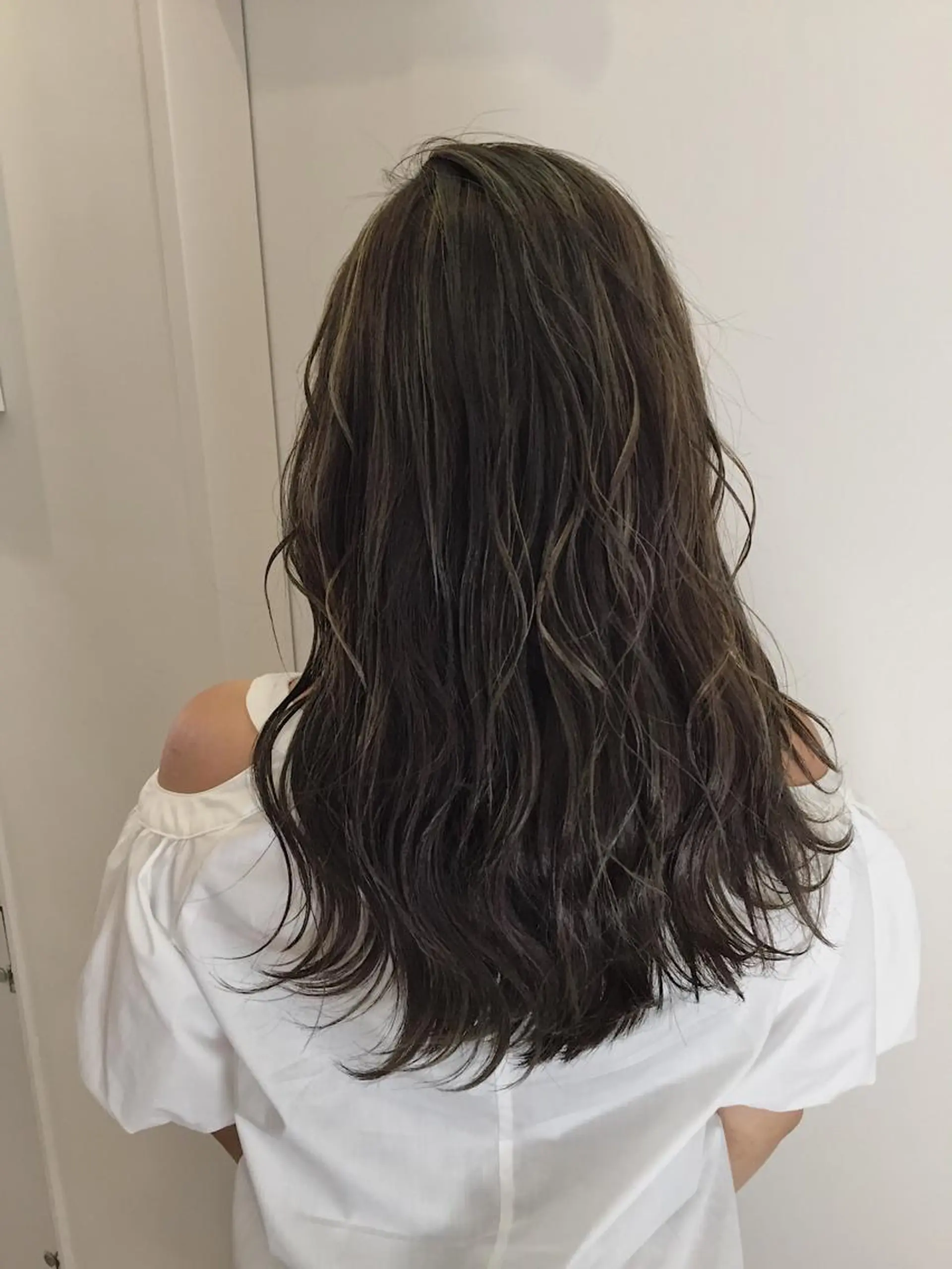 セミロング カラー ヘアカラー トリートメント MIZUHO / ダブルカラー髪質改善のヘアスタイル