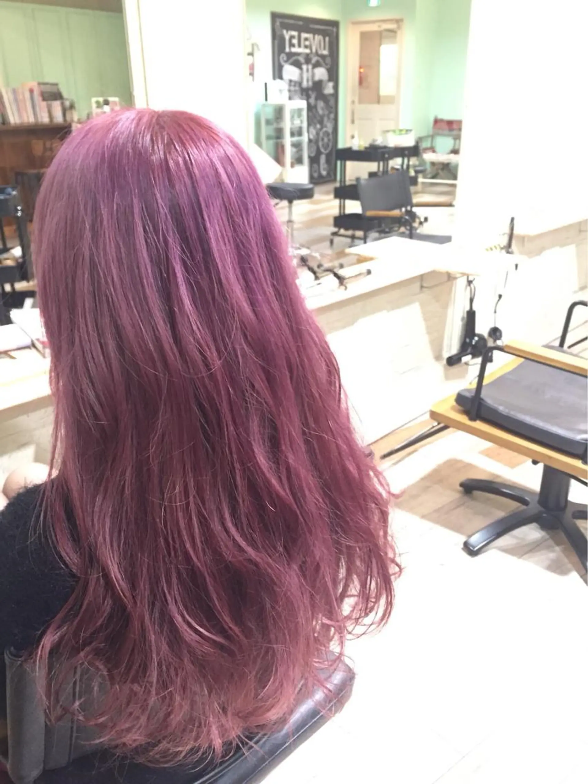 ロング カット ヘアカラー トリートメント AUBEHAIRpeony所属・山形酸性ストレート 古川✂︎のヘアスタイル