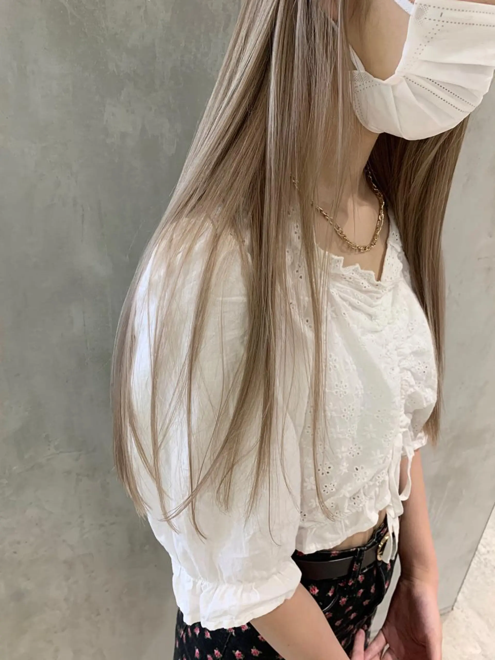 ロング カラー ブリーチ カット ヘアカラー トリートメント 艶ハイトーン/ヘア アレンジAYAKAのヘアスタイル