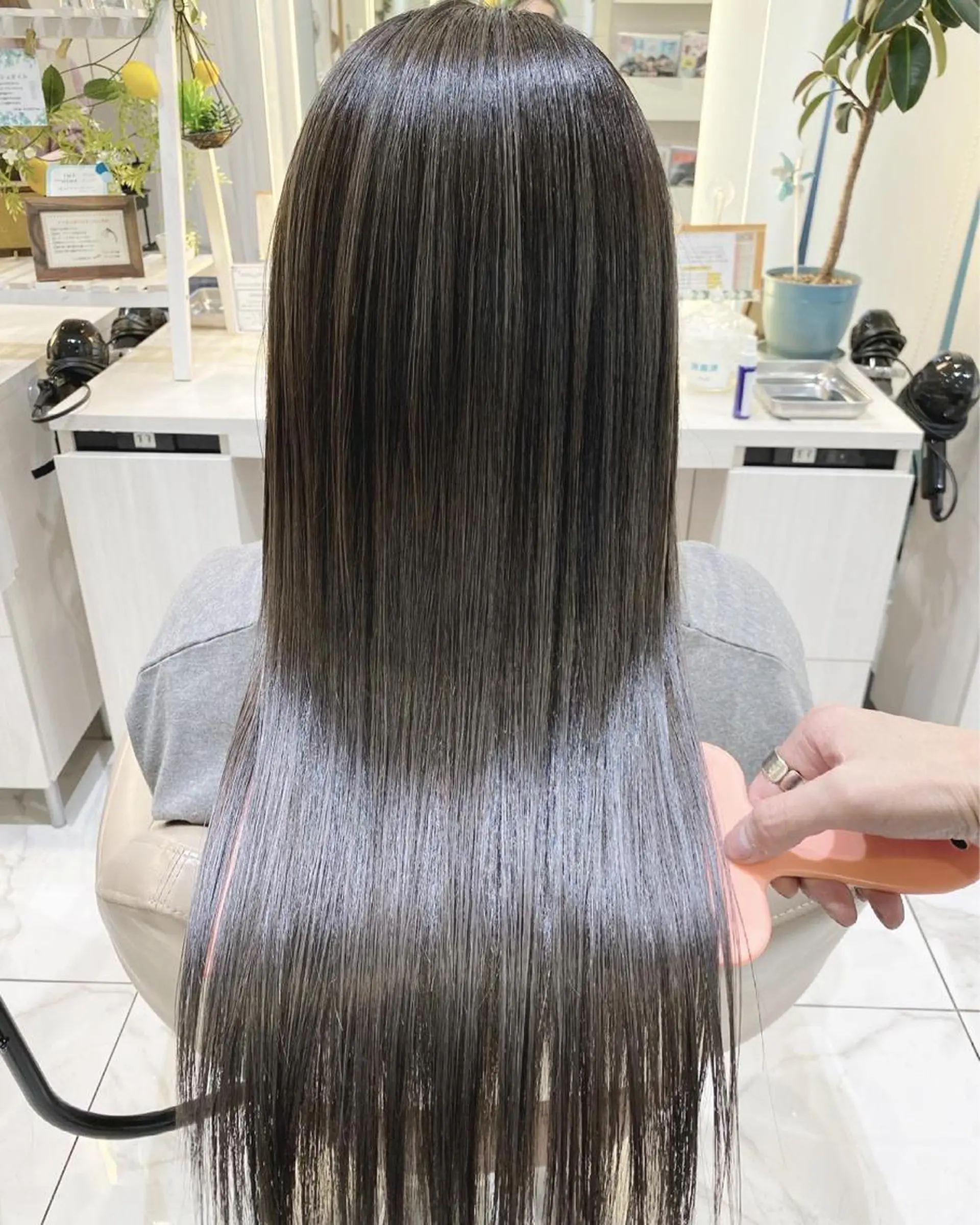 ロング カラー 髪質改善 カット ヘアカラー トリートメント 山崎俊輔/髪質改善 /バレイヤージュのヘアスタイル