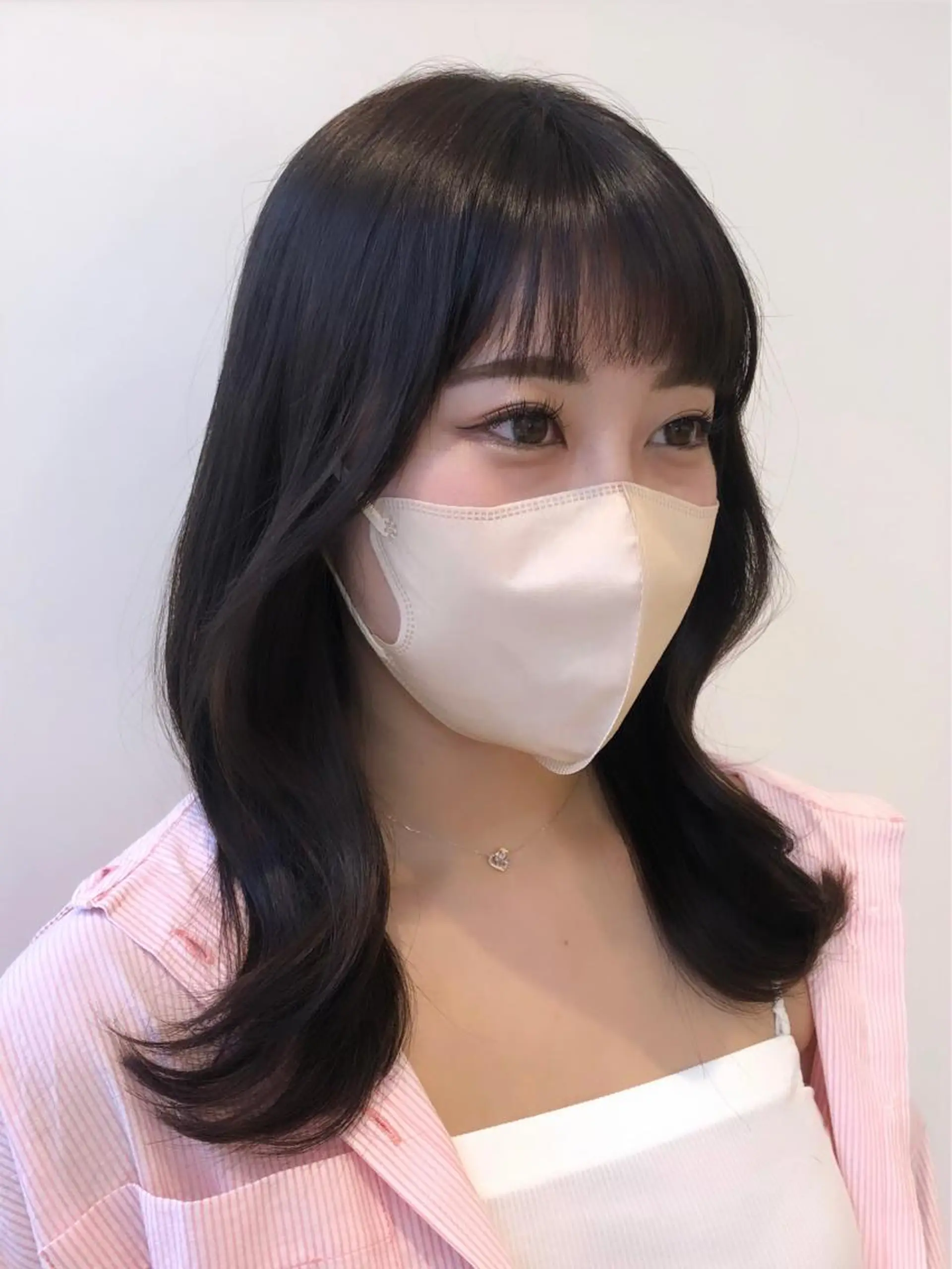 セミロング カット ヘアカラー 韓国ヘア 🇰🇷 RUKA 🩵🤍のヘアスタイル