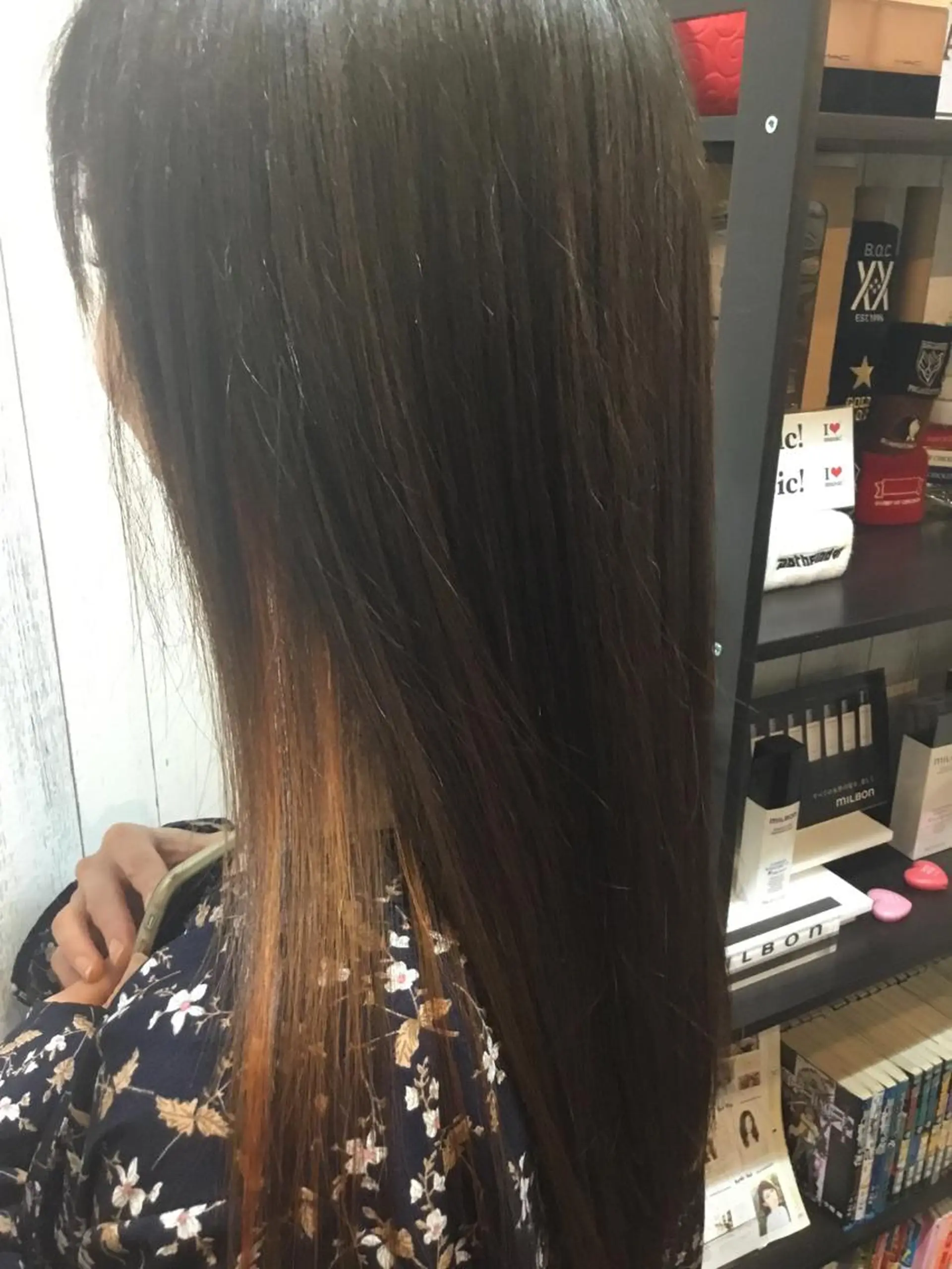 ロング カラー embrace エンブレイスのヘアスタイル